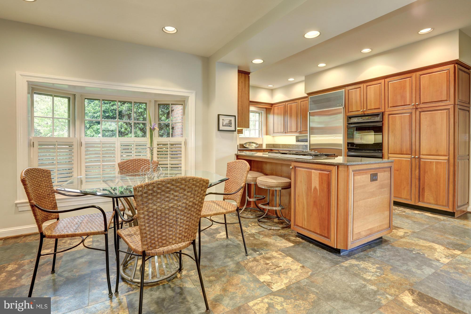 MCAULEY PARK - Residential