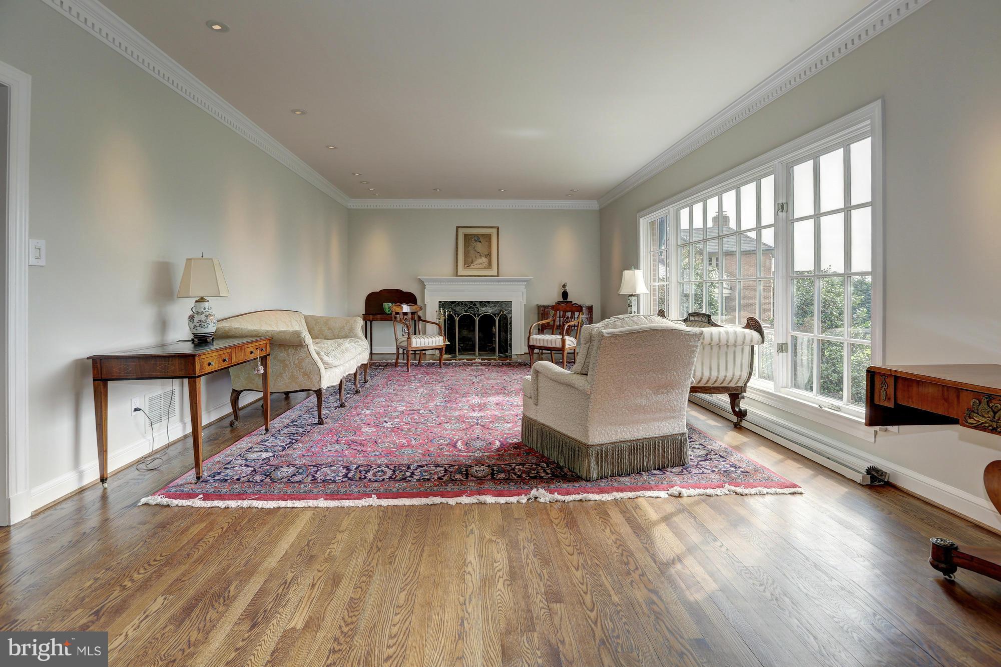 MCAULEY PARK - Residential