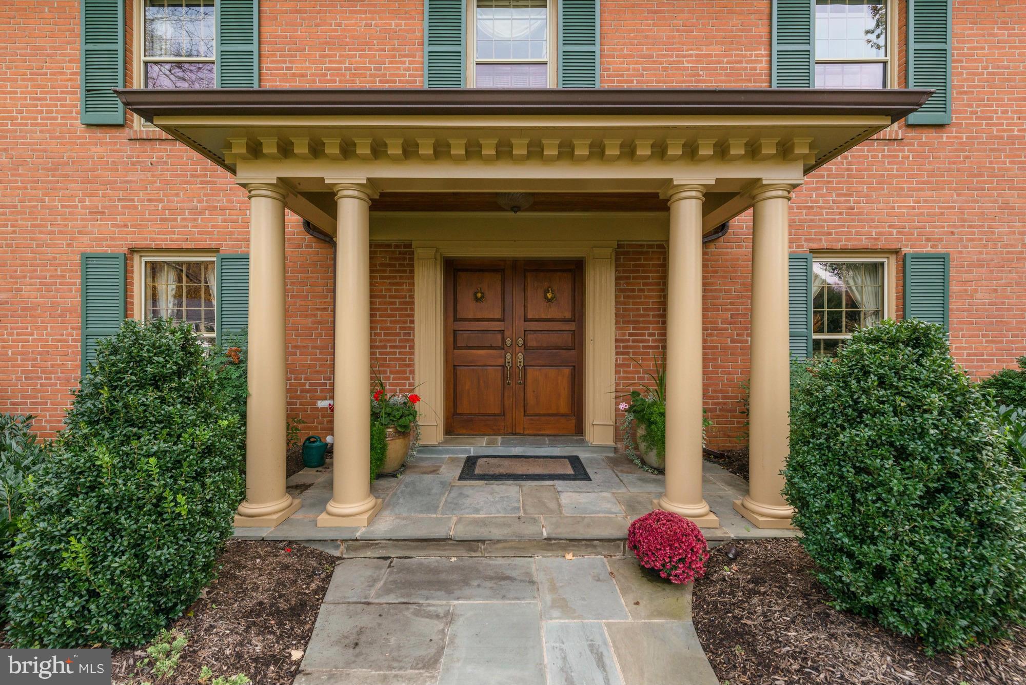 MCAULEY PARK - Residential