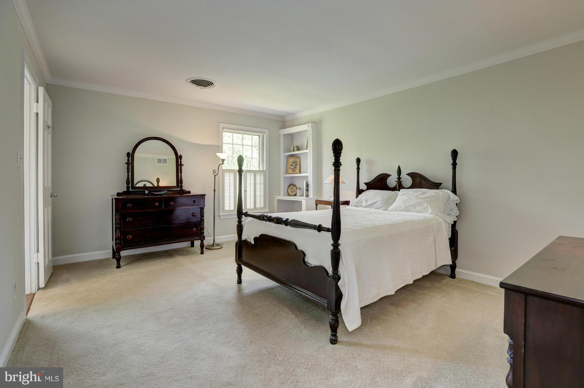 MCAULEY PARK - Residential