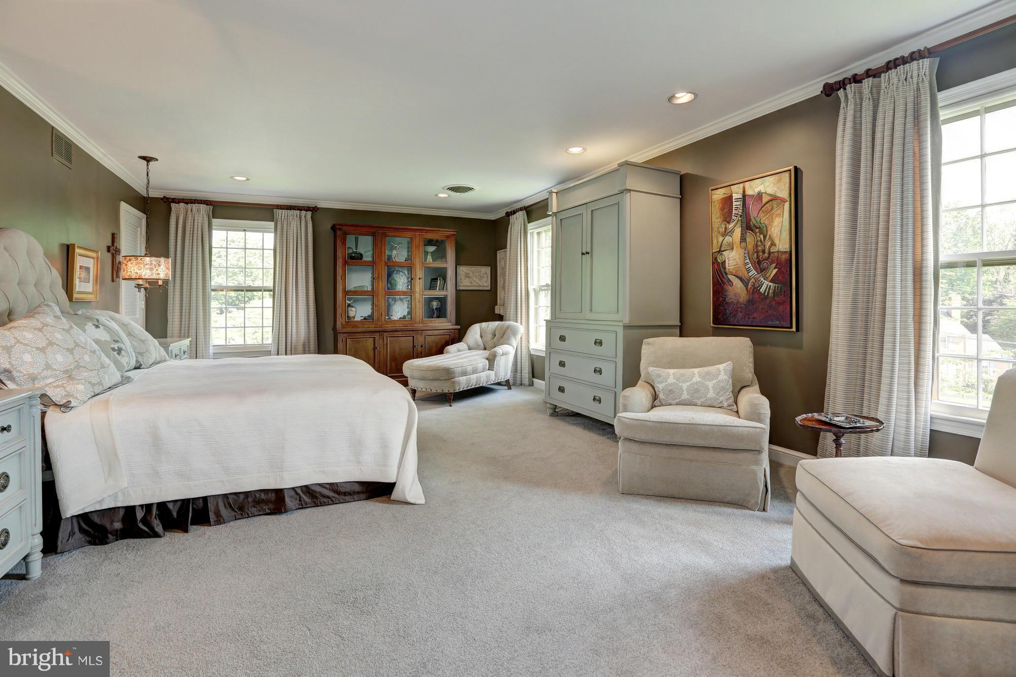 MCAULEY PARK - Residential