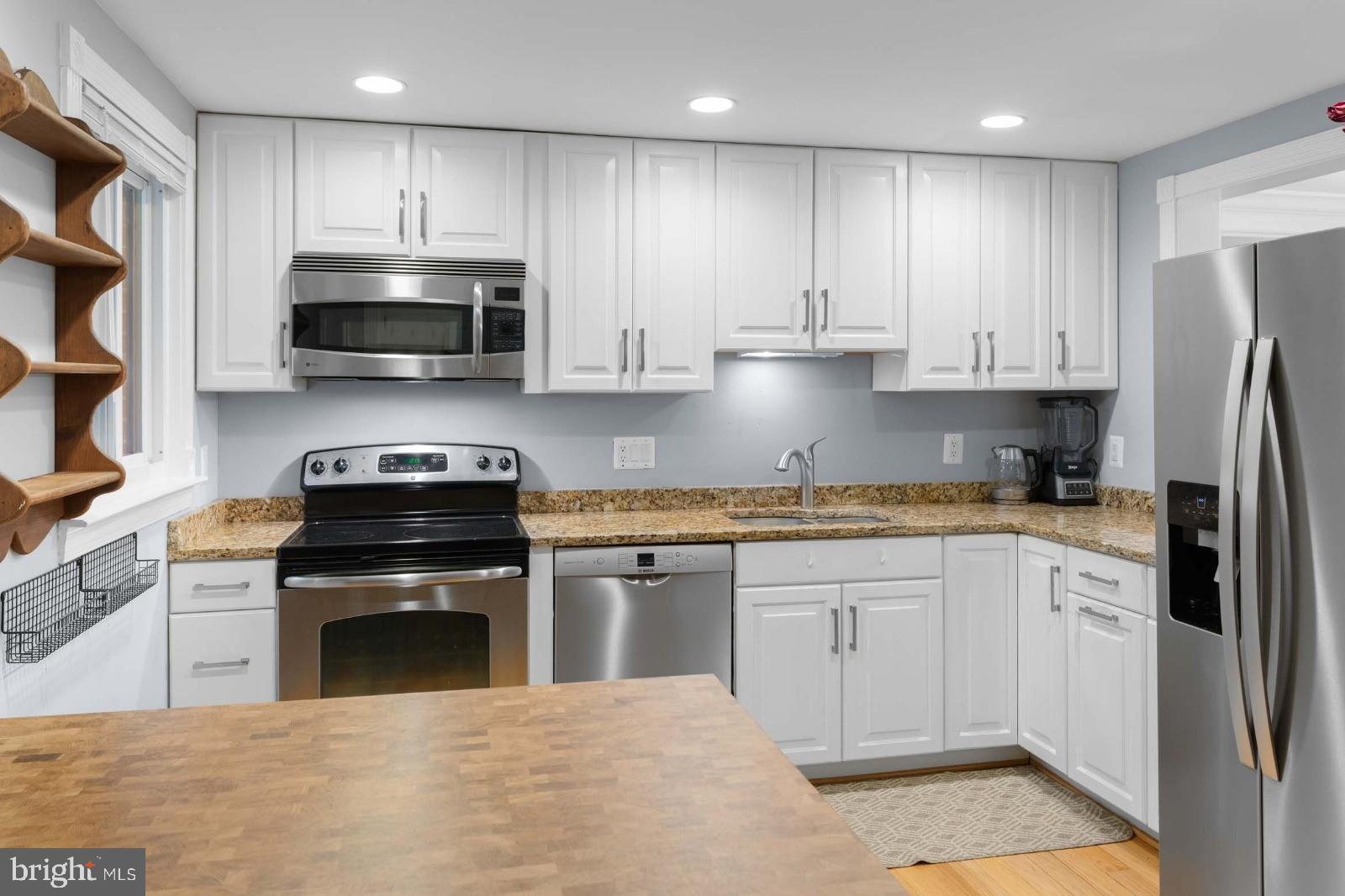 5818 OAK LADDER COURT