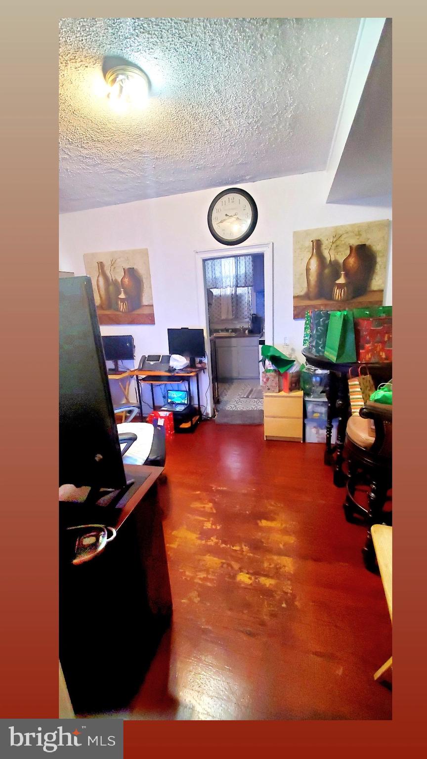 WEST PHILADELPHIA - Residential Income