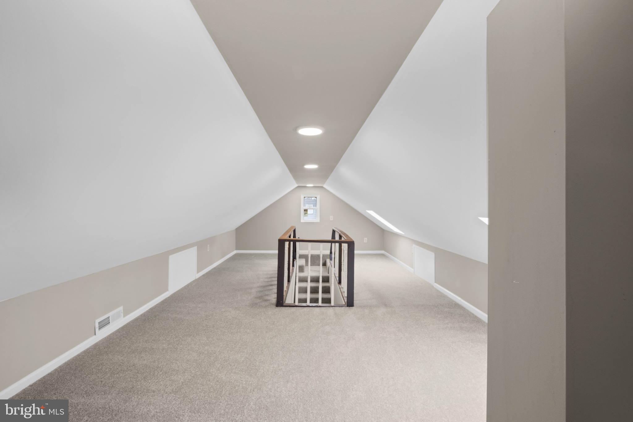 LANDOVER HILLS - Residential