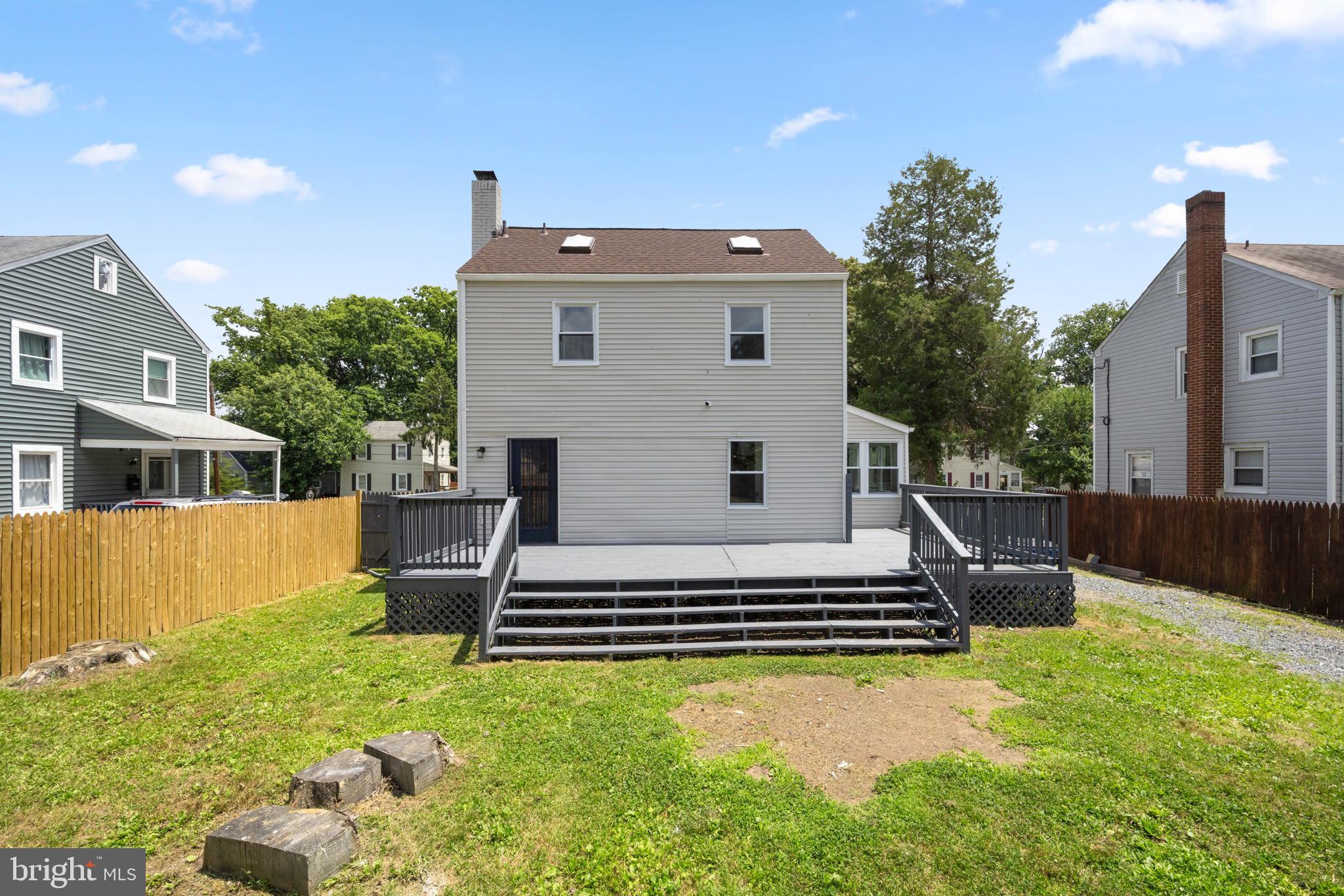 LANDOVER HILLS - Residential