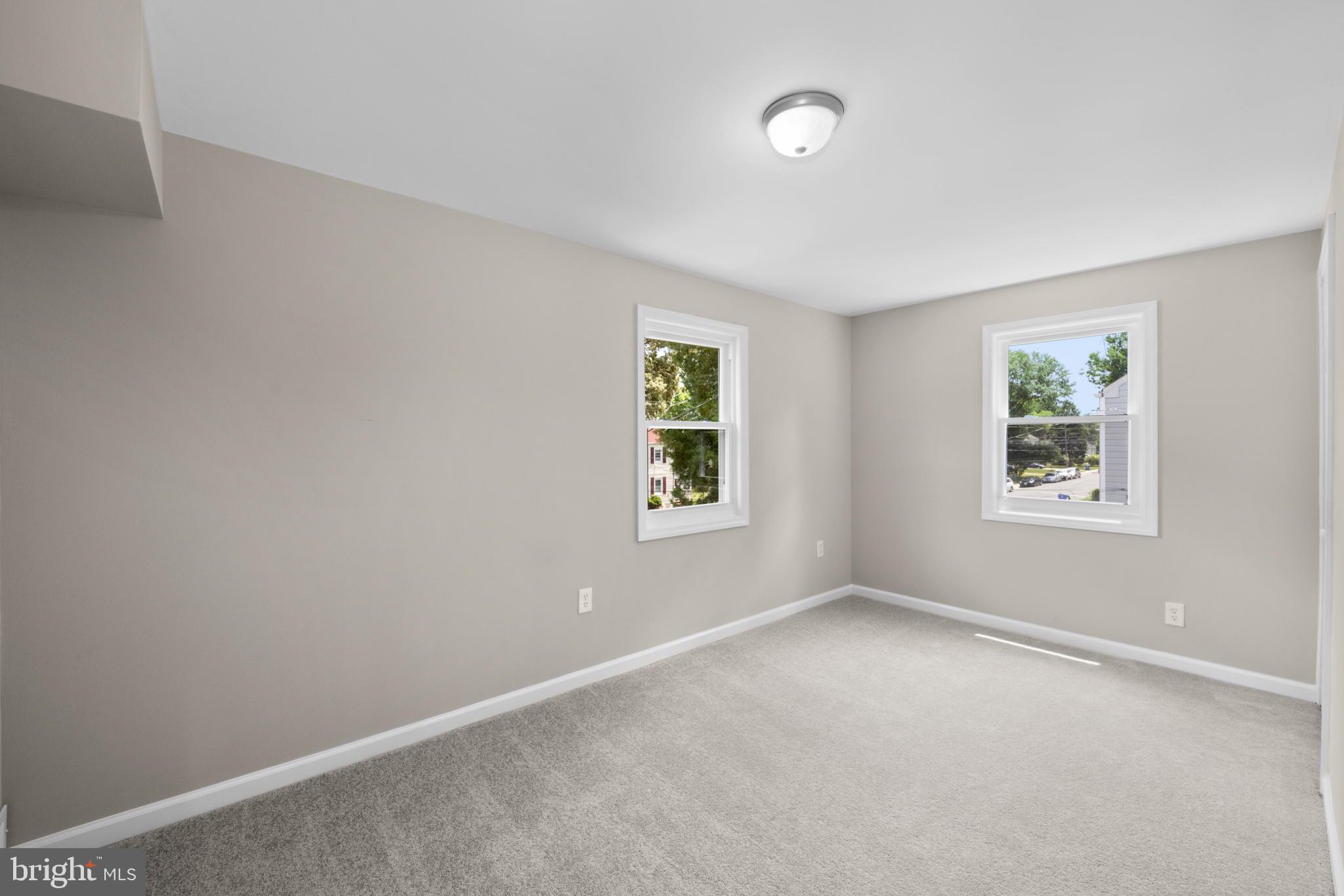 LANDOVER HILLS - Residential