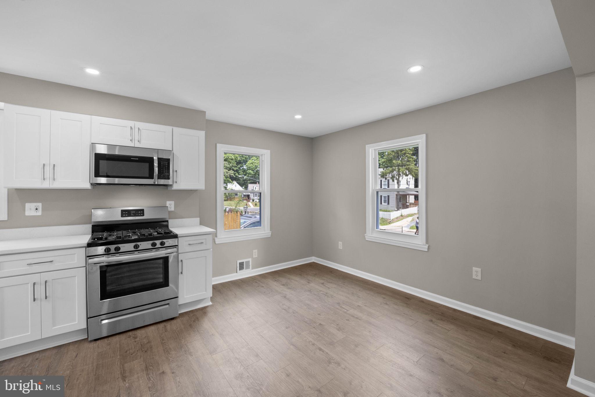 LANDOVER HILLS - Residential