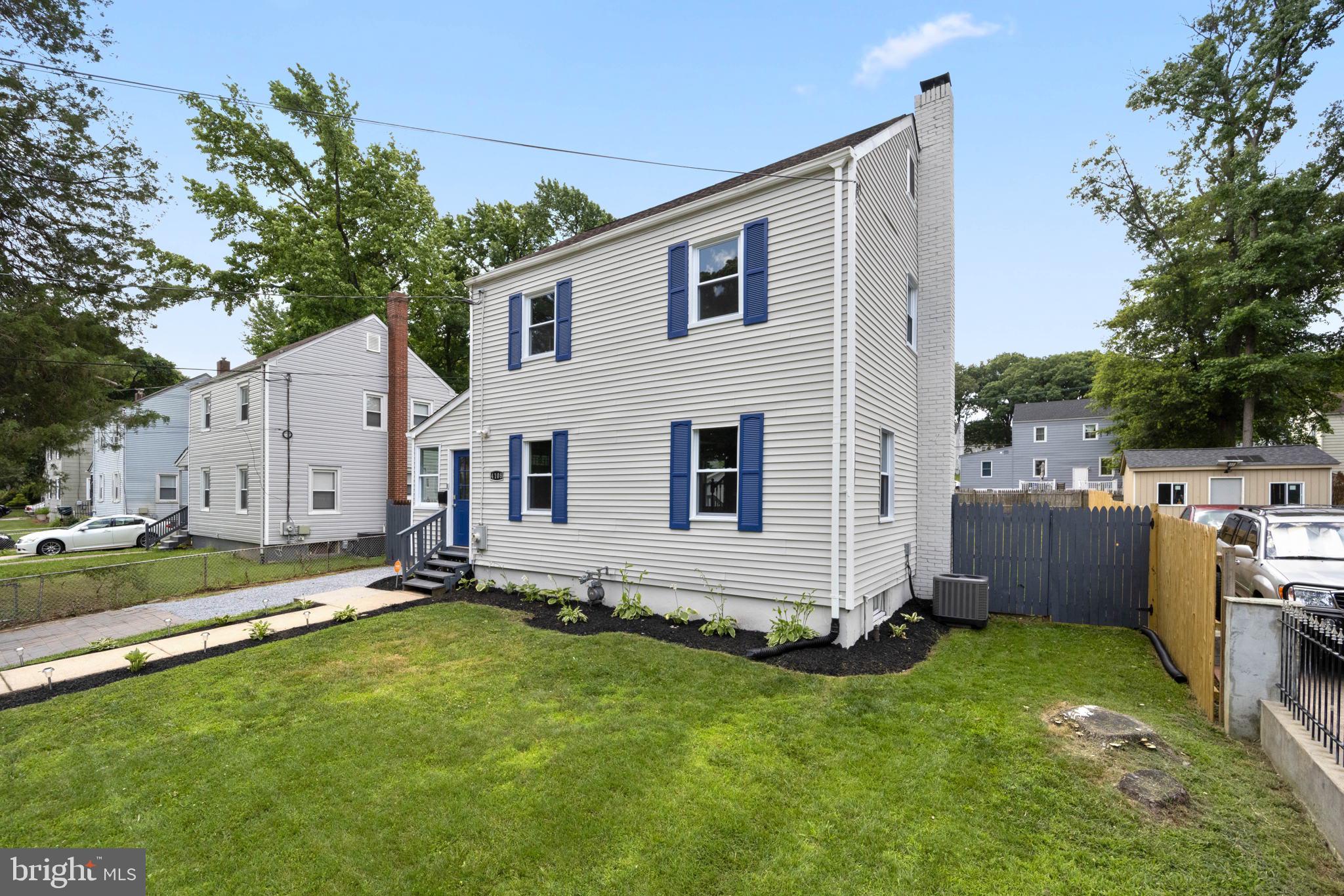 LANDOVER HILLS - Residential