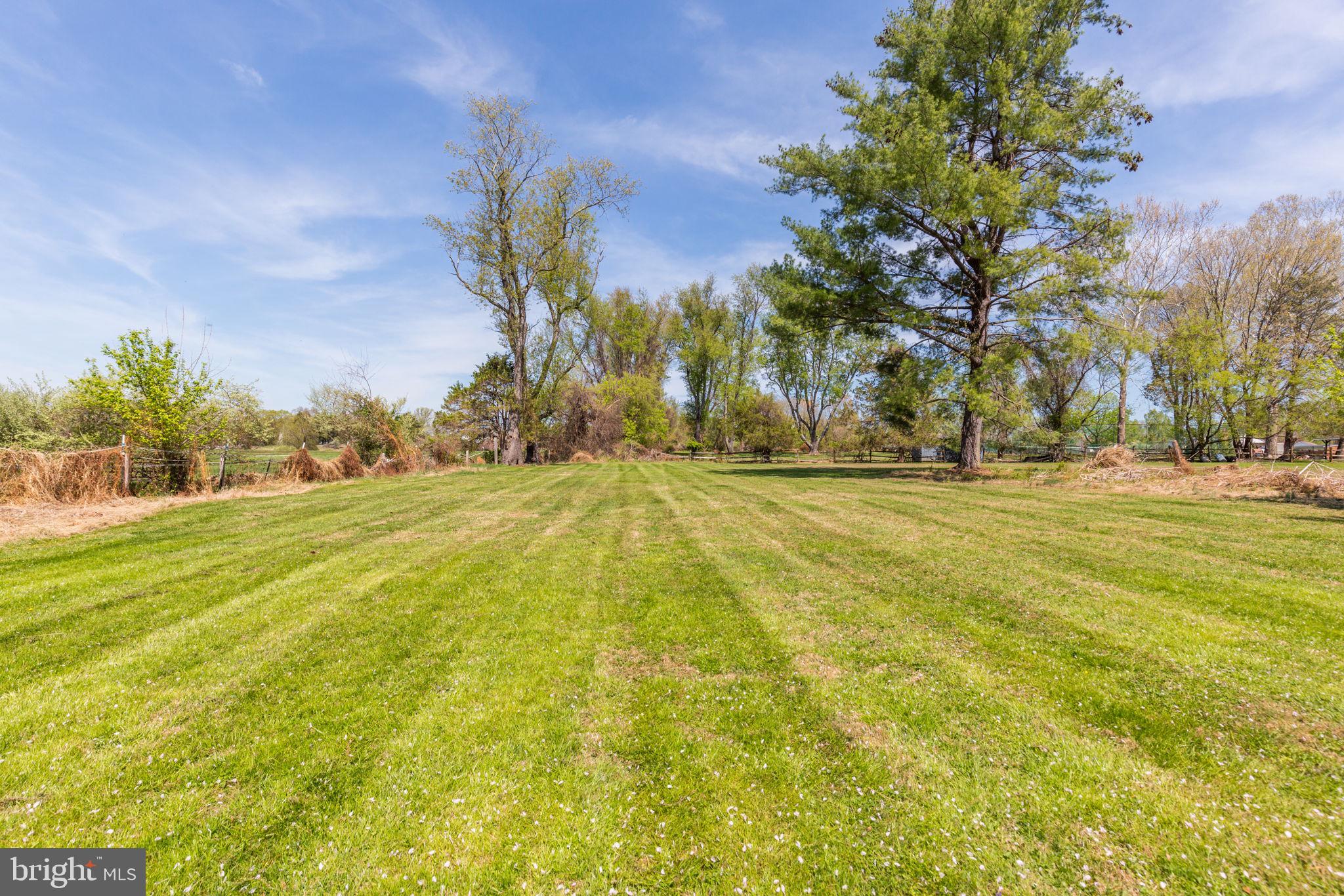 TRAVILAH MEADOWS - Residential