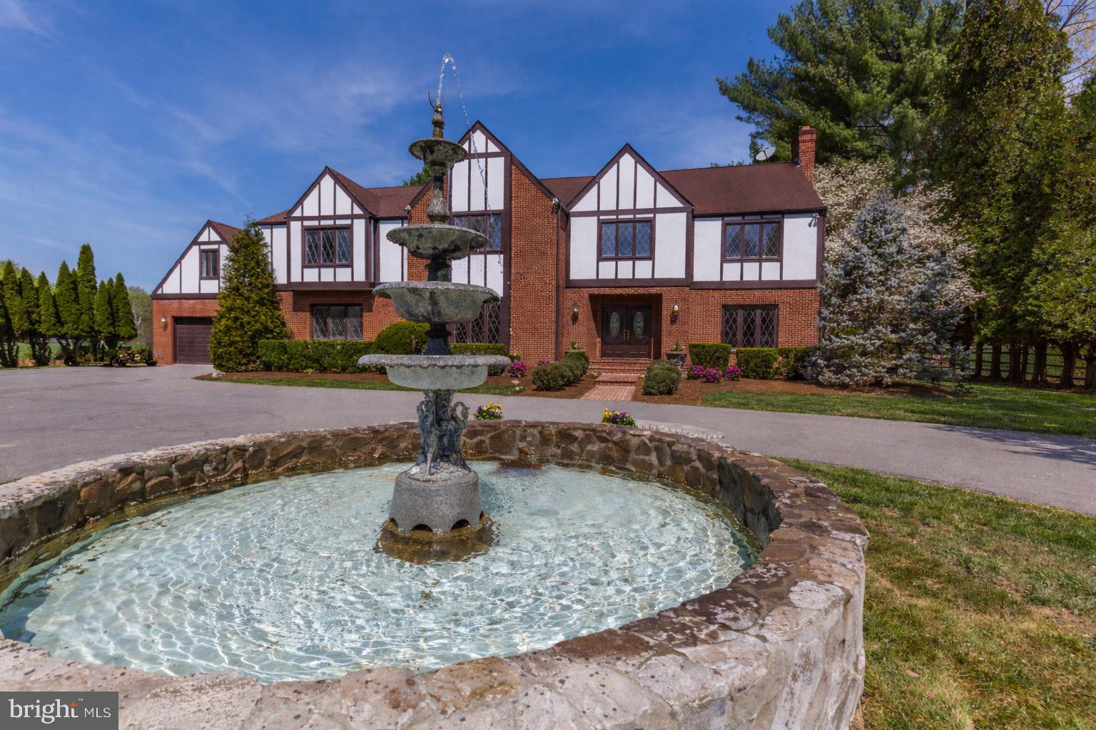 TRAVILAH MEADOWS - Residential