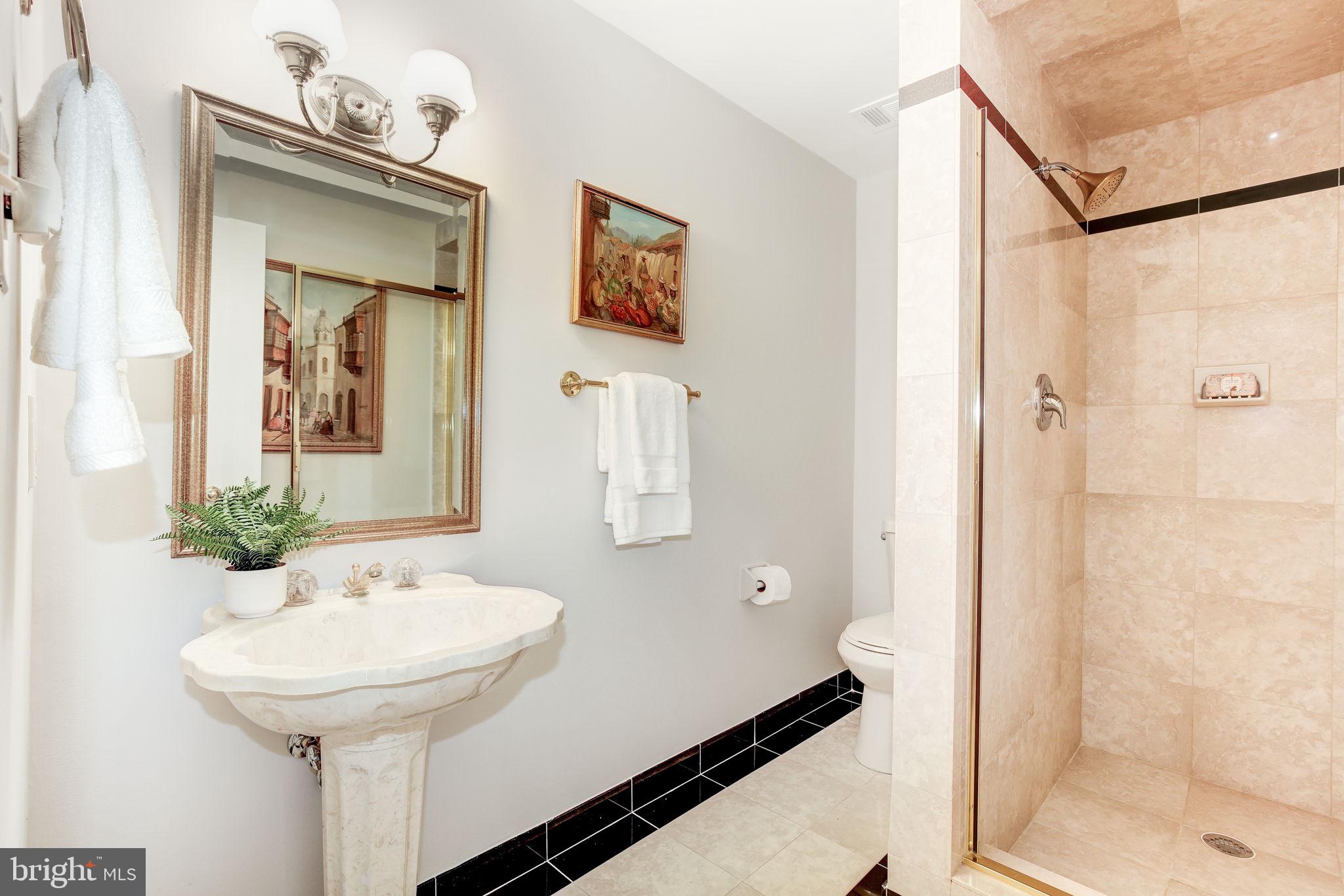 TRAVILAH MEADOWS - Residential