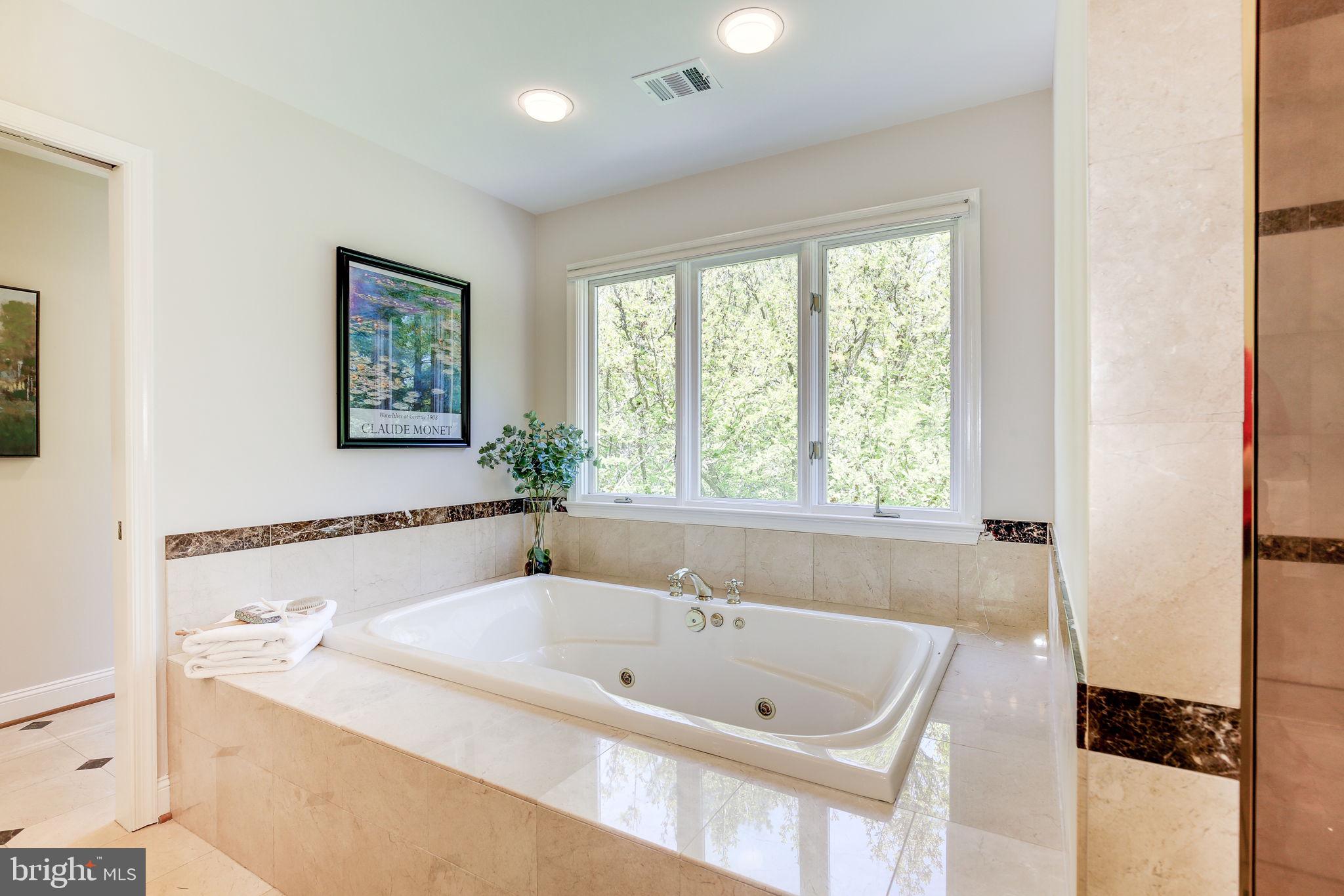 TRAVILAH MEADOWS - Residential