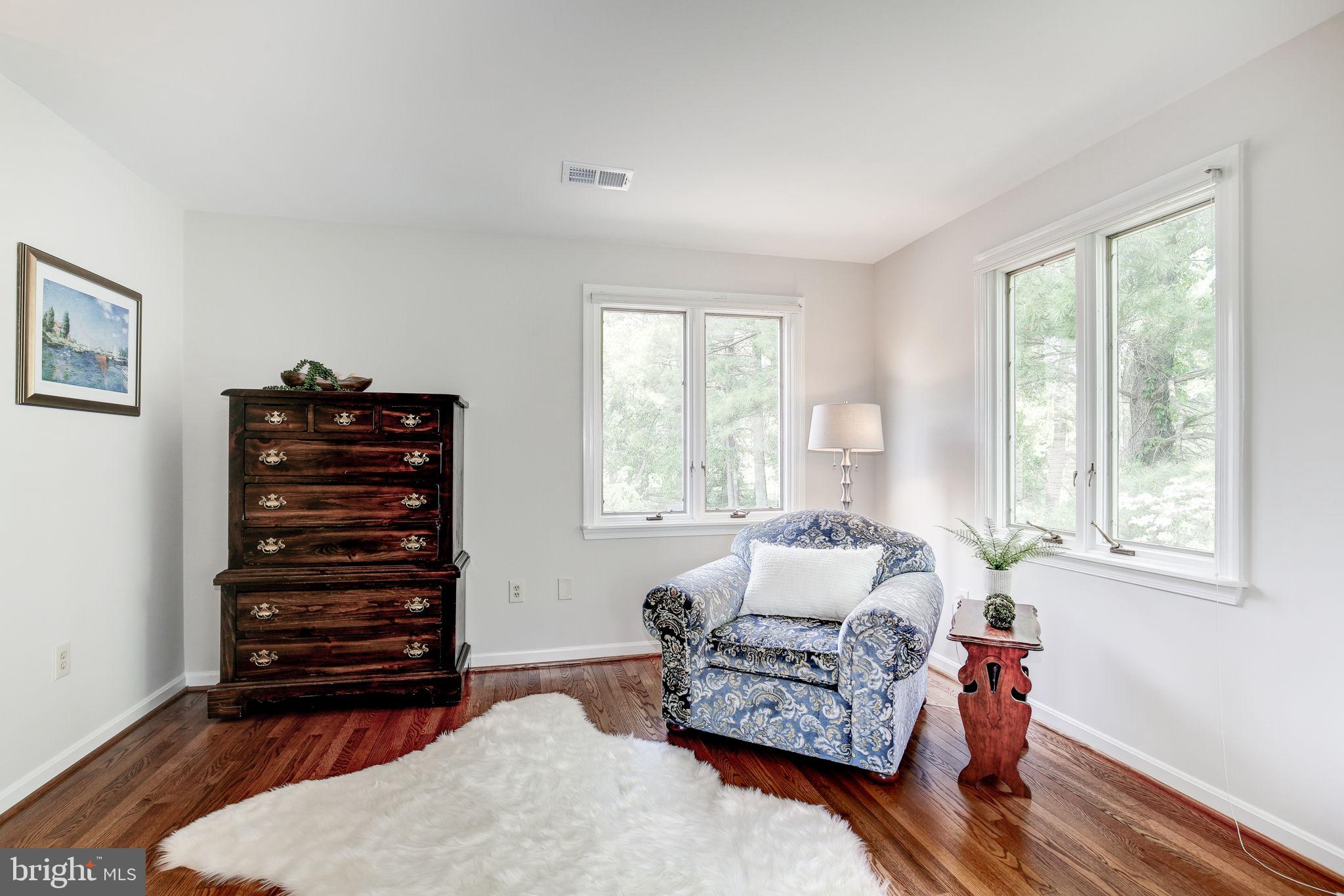 TRAVILAH MEADOWS - Residential