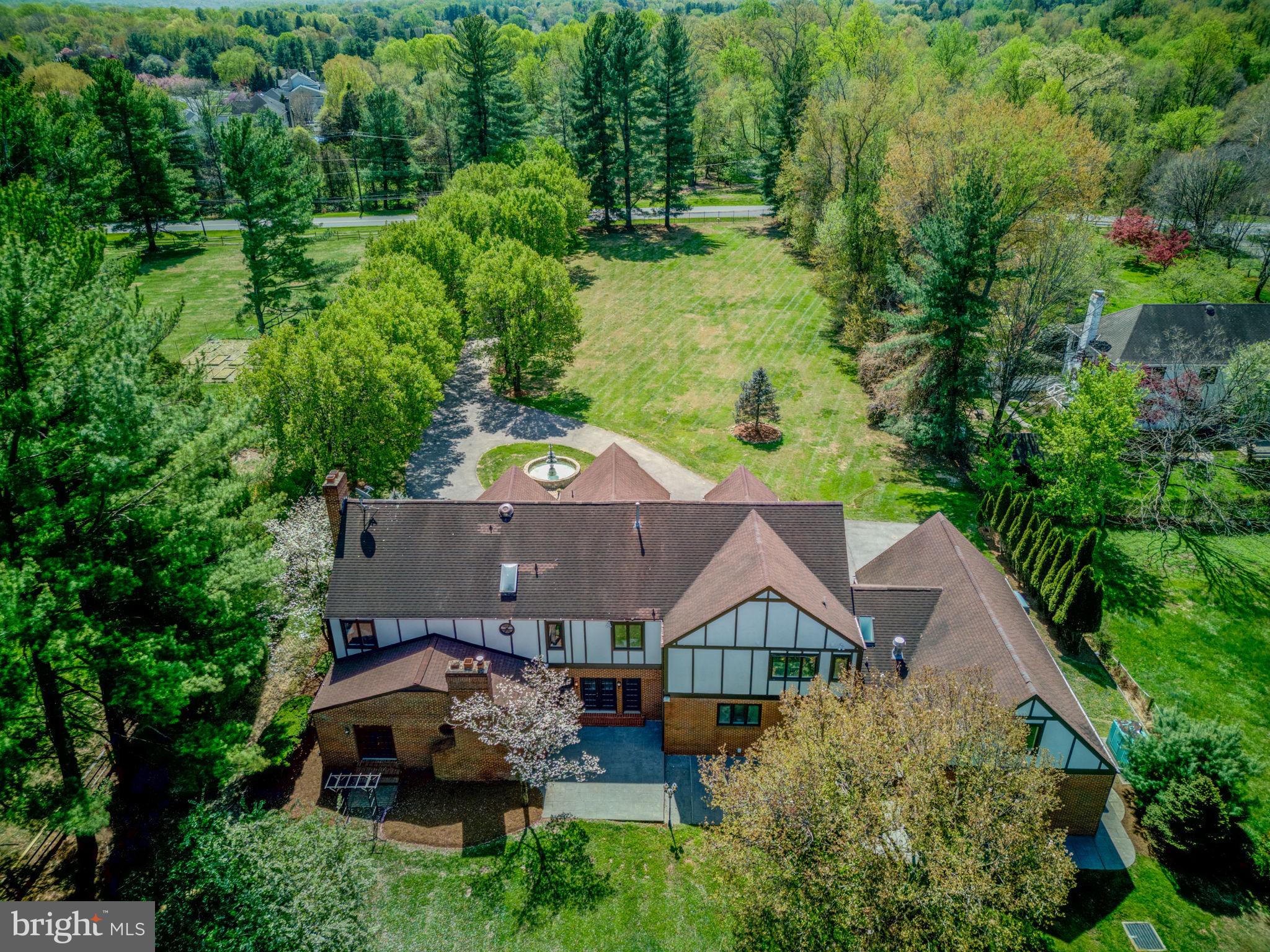 TRAVILAH MEADOWS - Residential