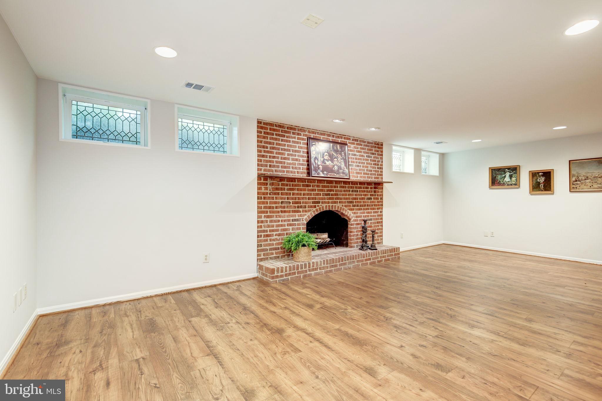 TRAVILAH MEADOWS - Residential