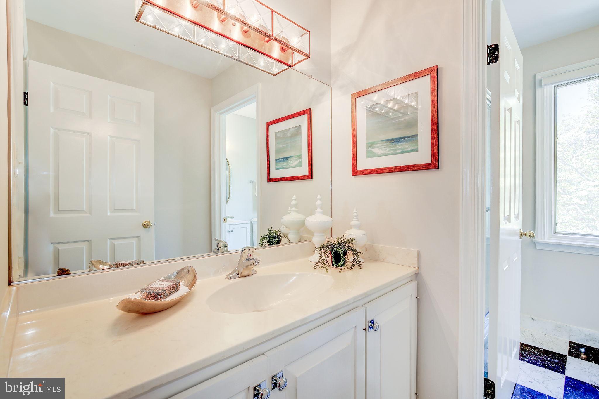 TRAVILAH MEADOWS - Residential