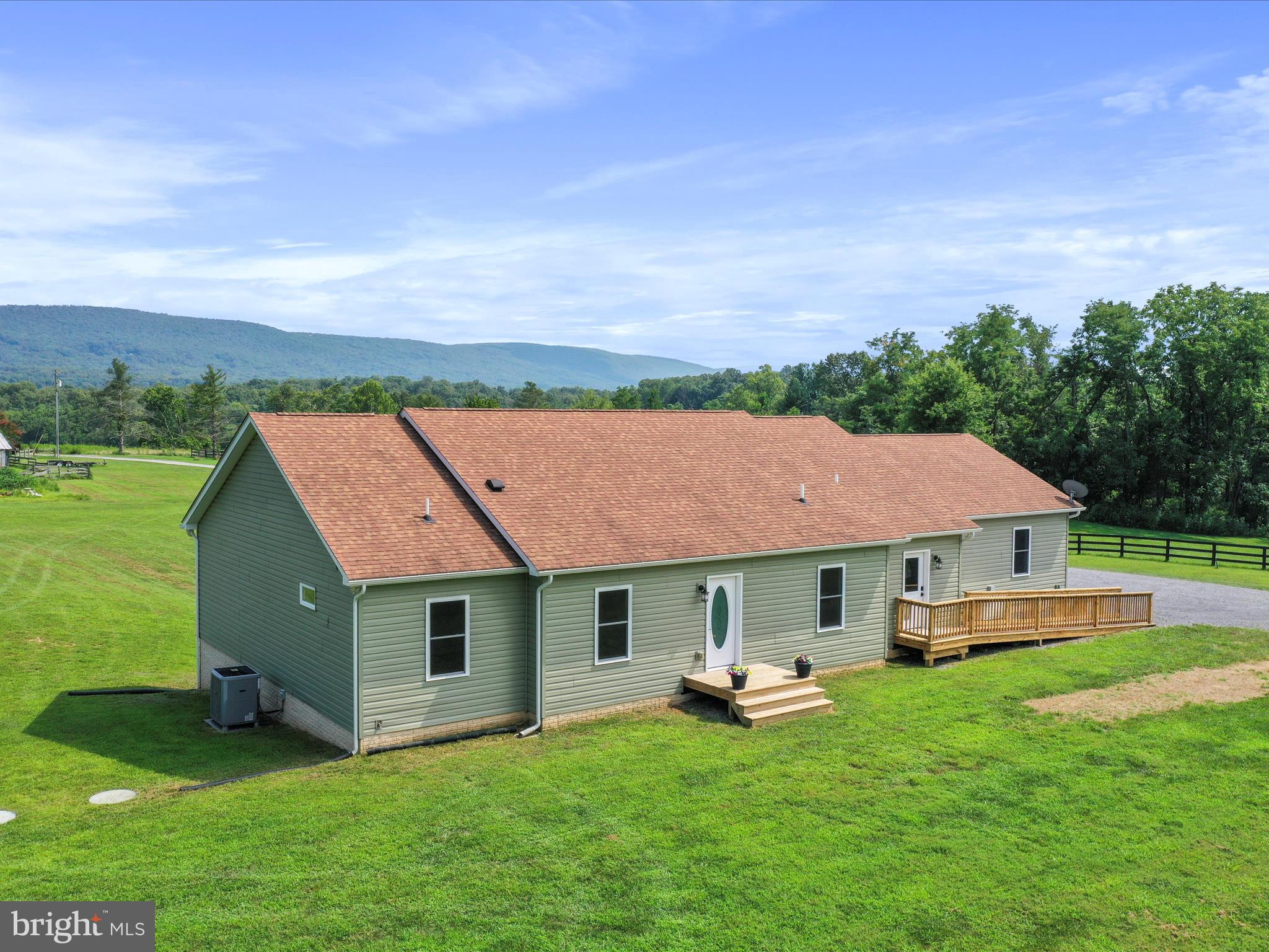 470 FRYS LANE