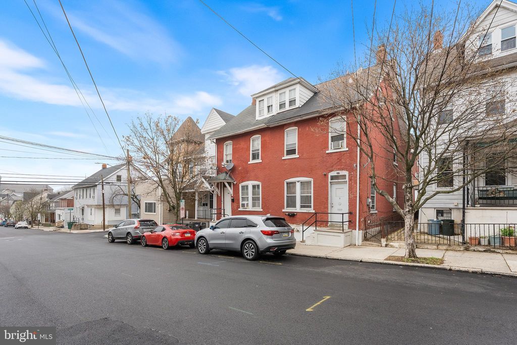 Photo of 707 E 5th Street, BETHLEHEM, PA 18015 (MLS # PANH2009590)