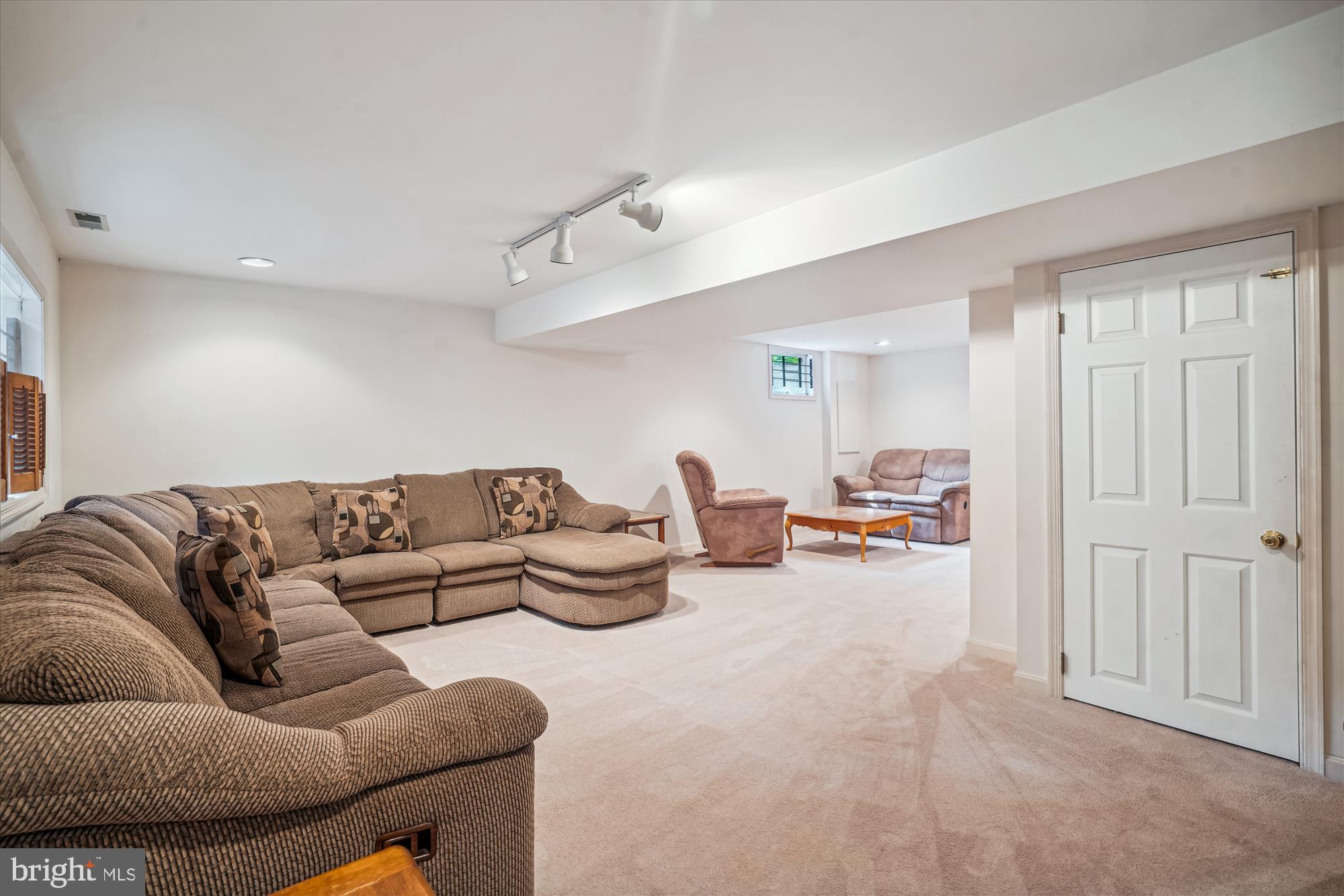 SHIPLEYS CHOICE - Residential