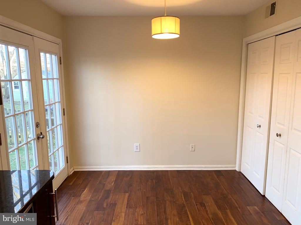 WOODLAND - Residential Lease