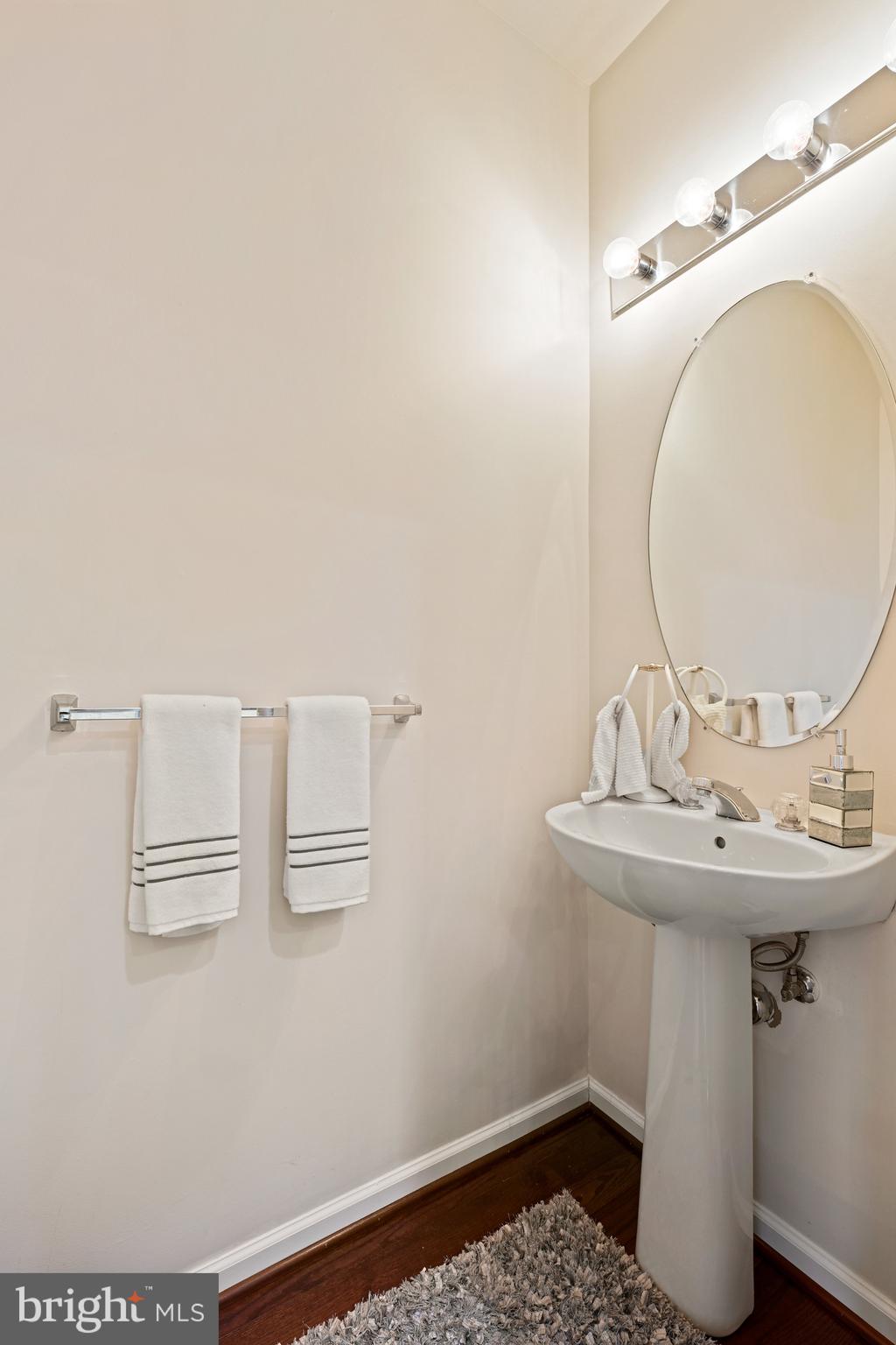 SOUTH RIDING - Residential