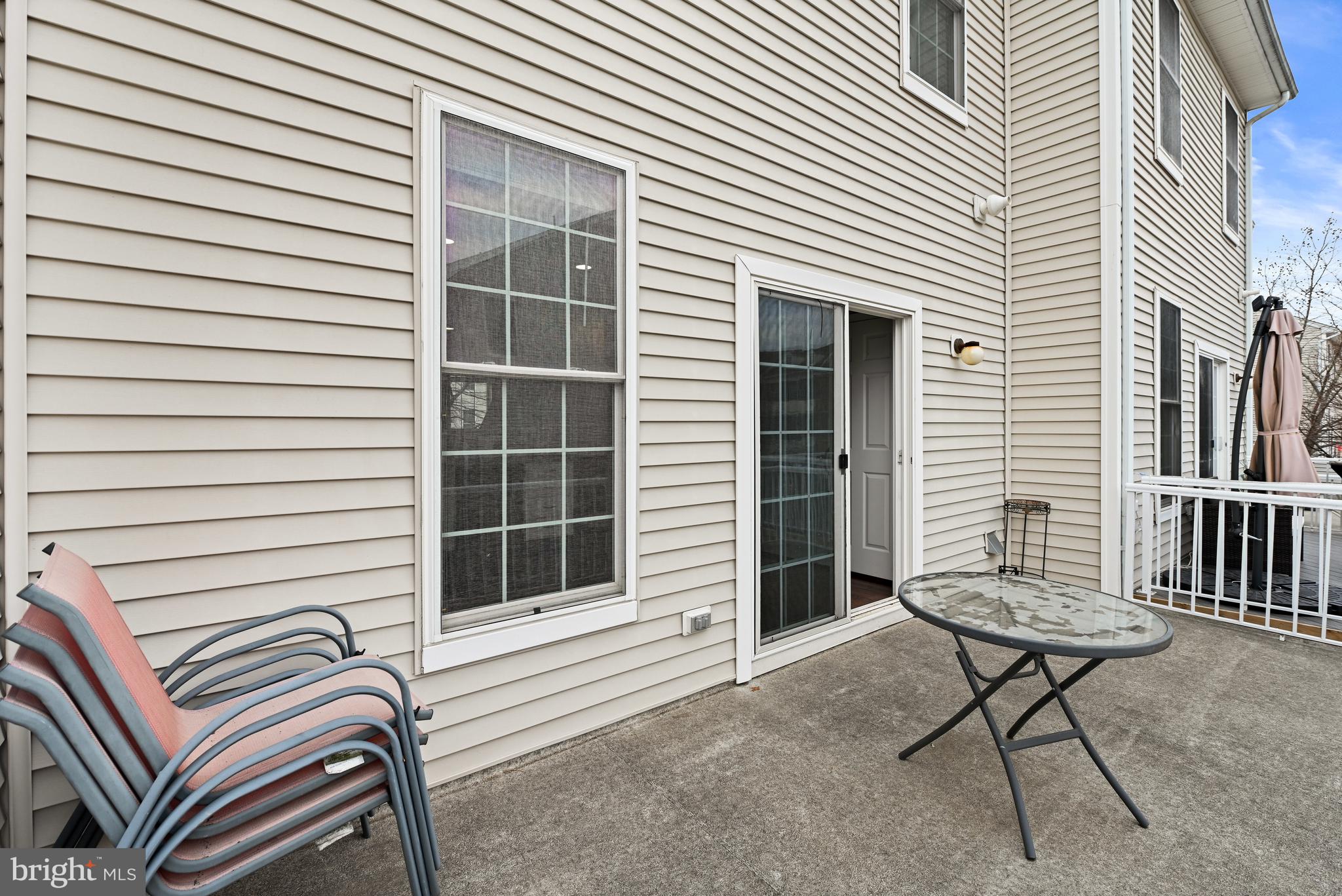 SOUTH RIDING - Residential