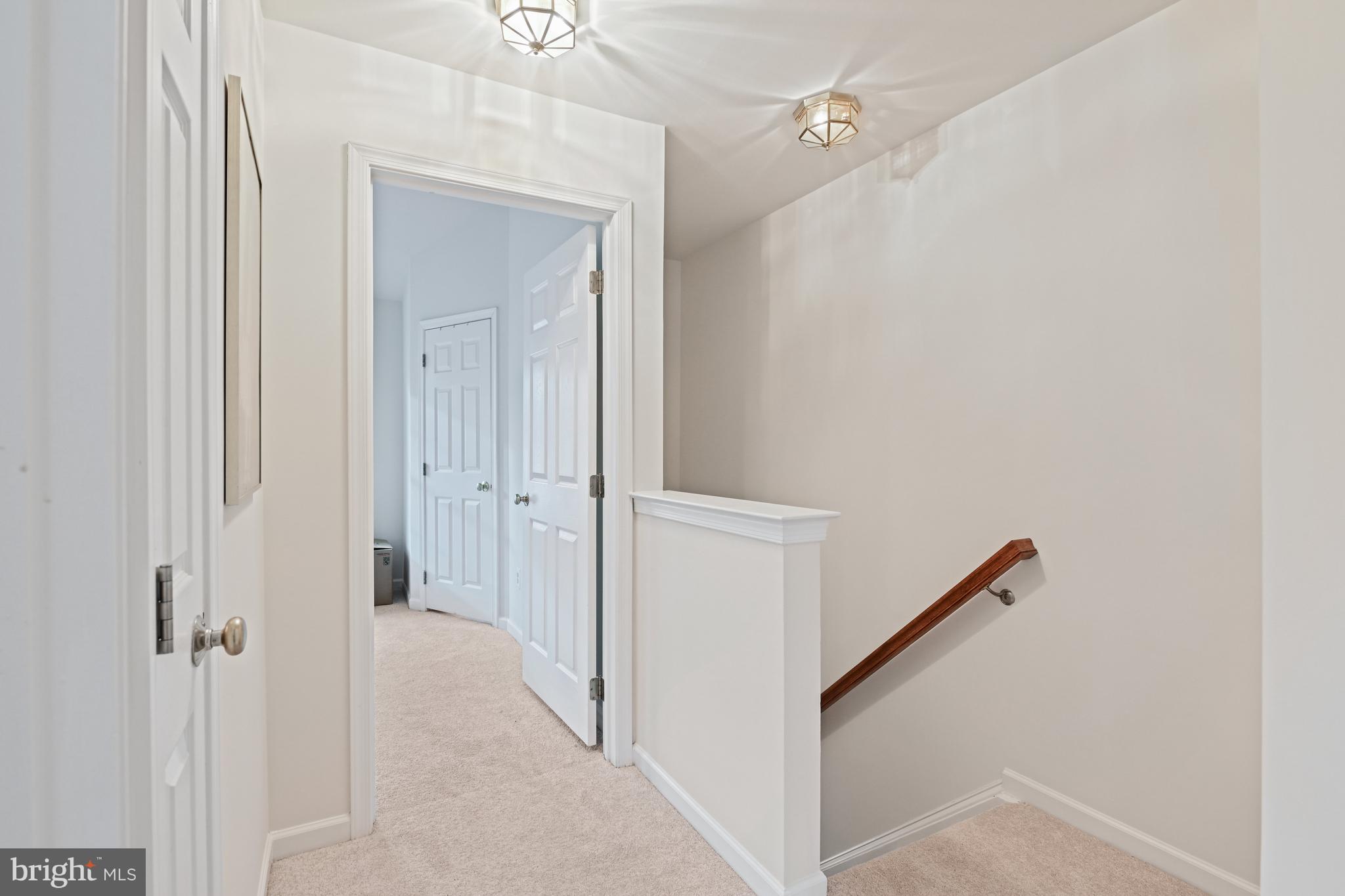 SOUTH RIDING - Residential