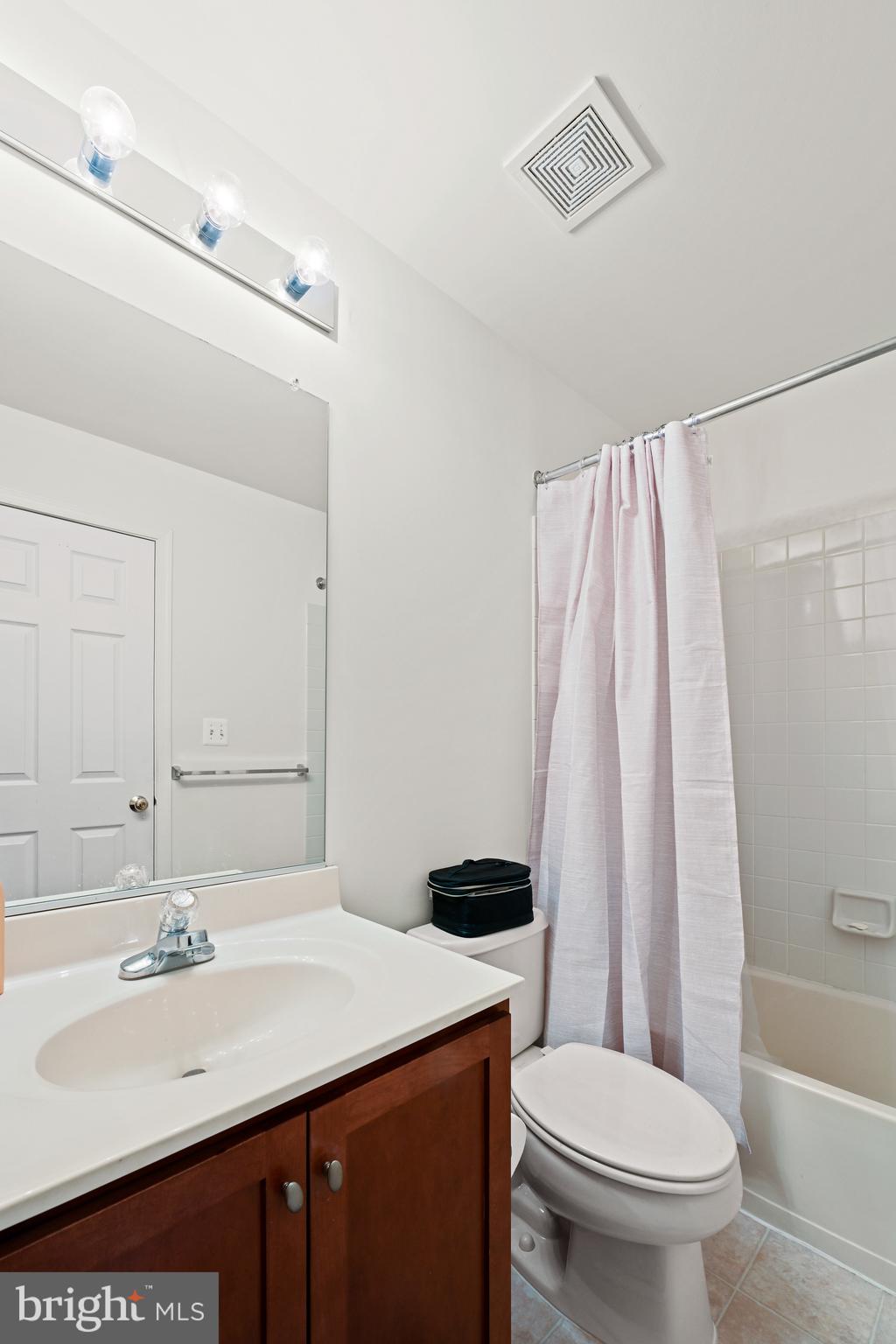 SOUTH RIDING - Residential