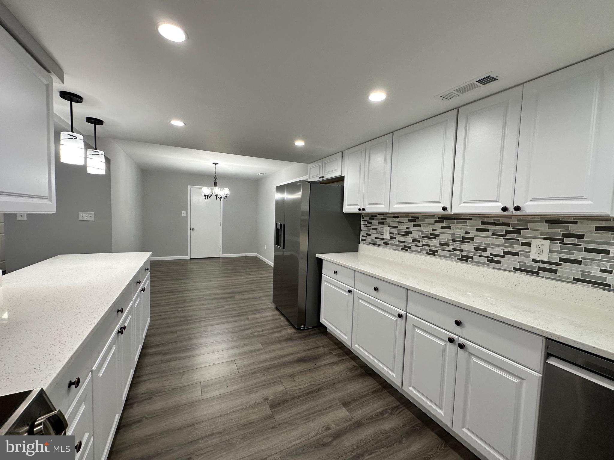 AMBER MEADOWS - Residential