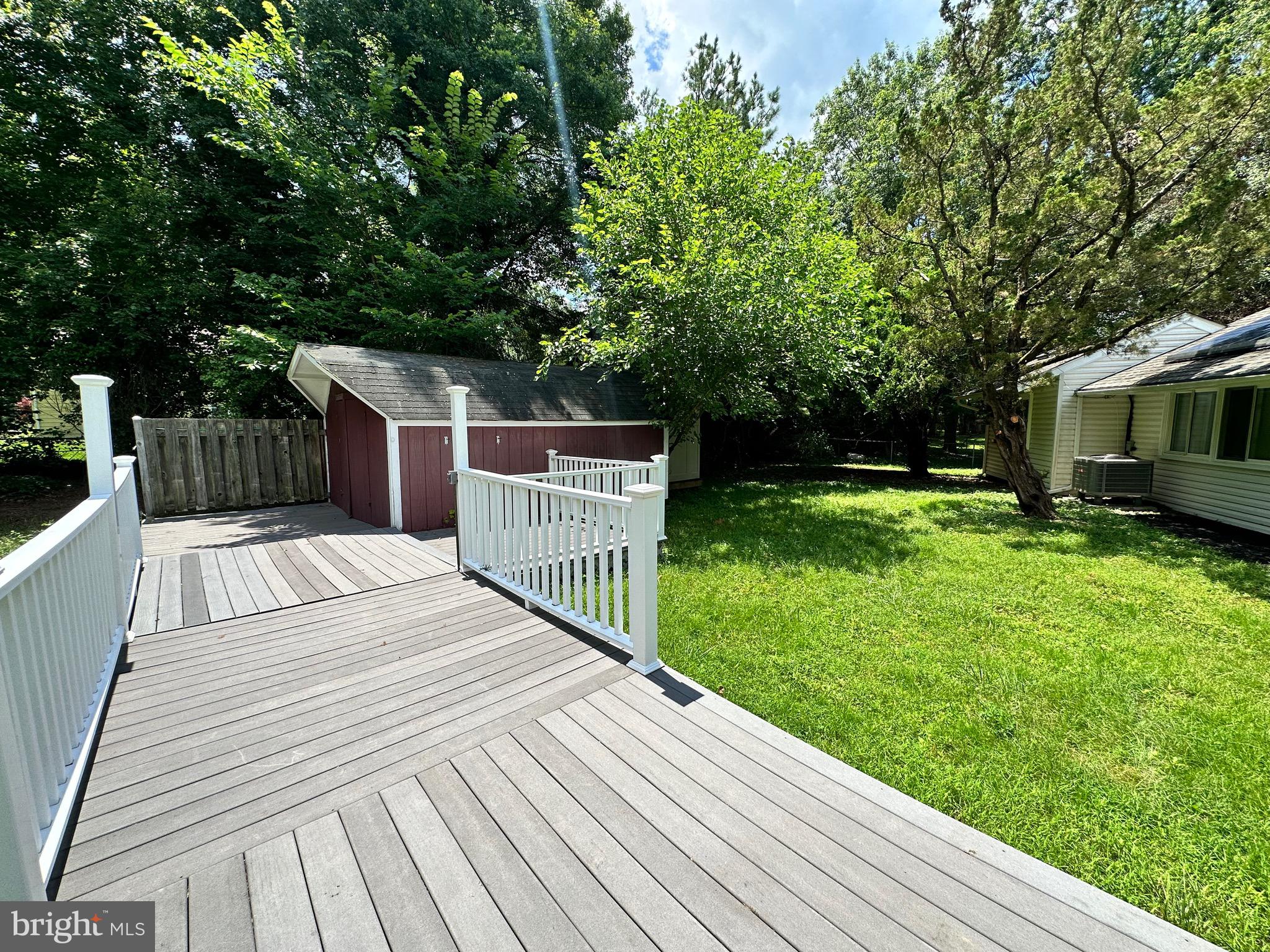 AMBER MEADOWS - Residential