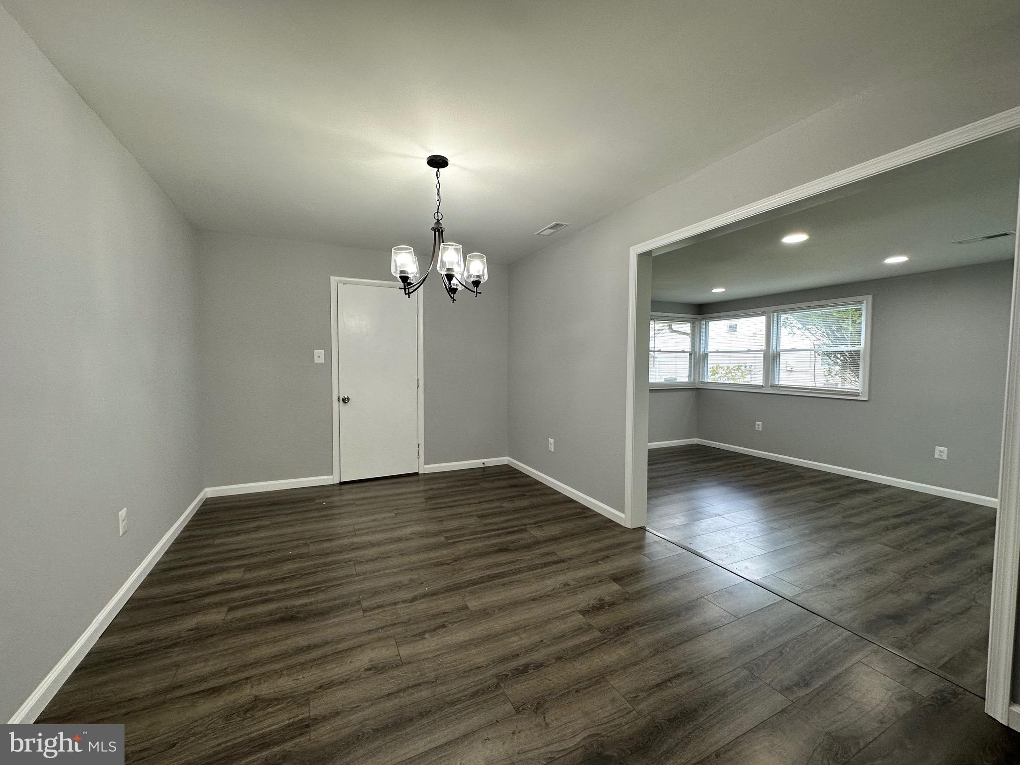 AMBER MEADOWS - Residential