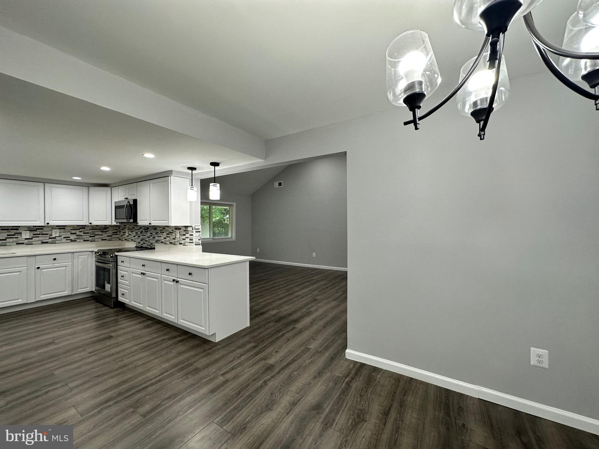 AMBER MEADOWS - Residential