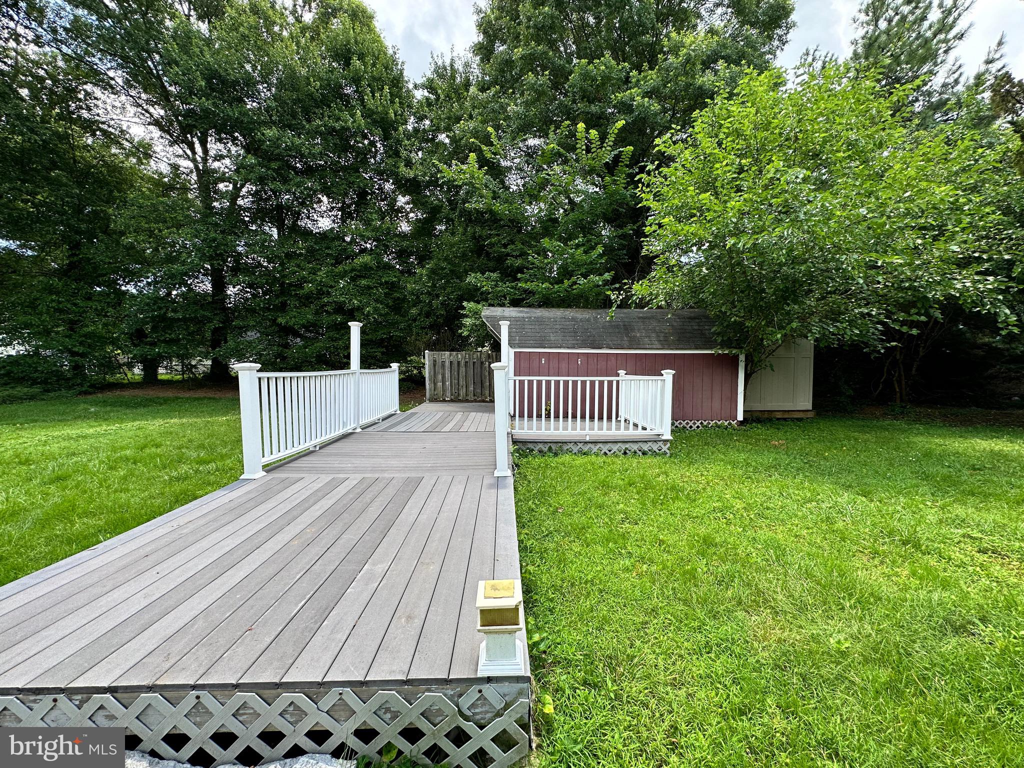 AMBER MEADOWS - Residential