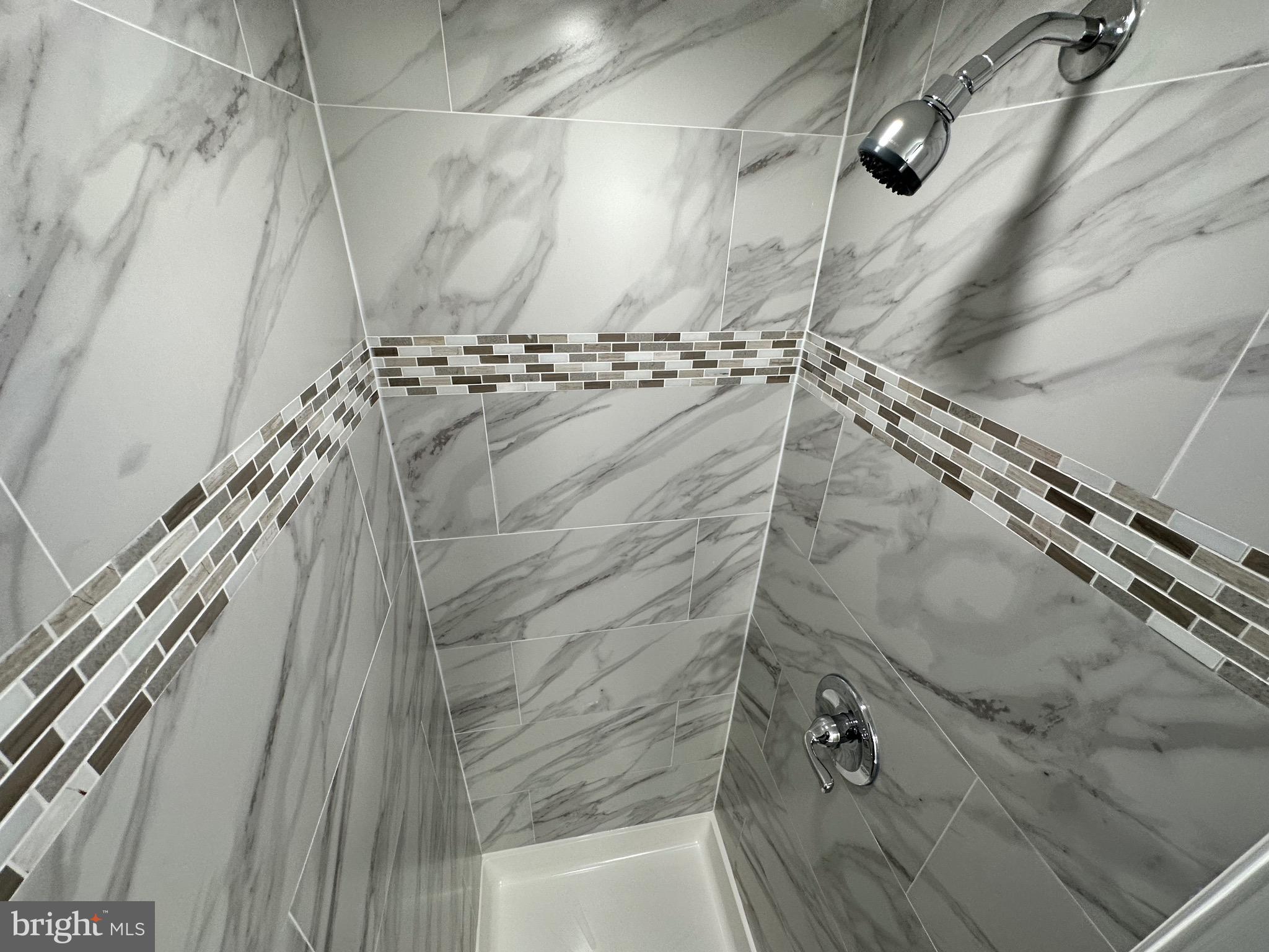 AMBER MEADOWS - Residential