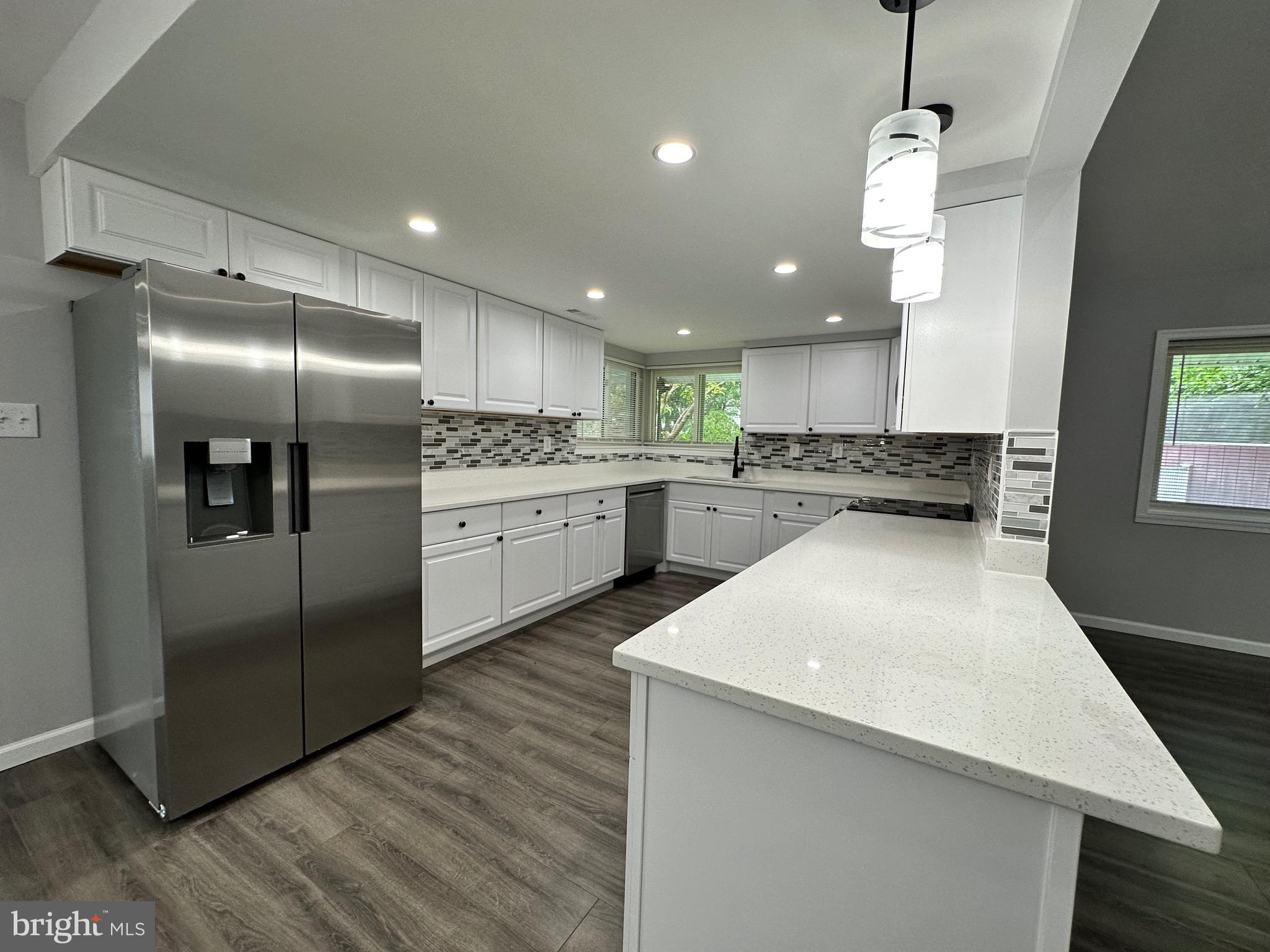 AMBER MEADOWS - Residential