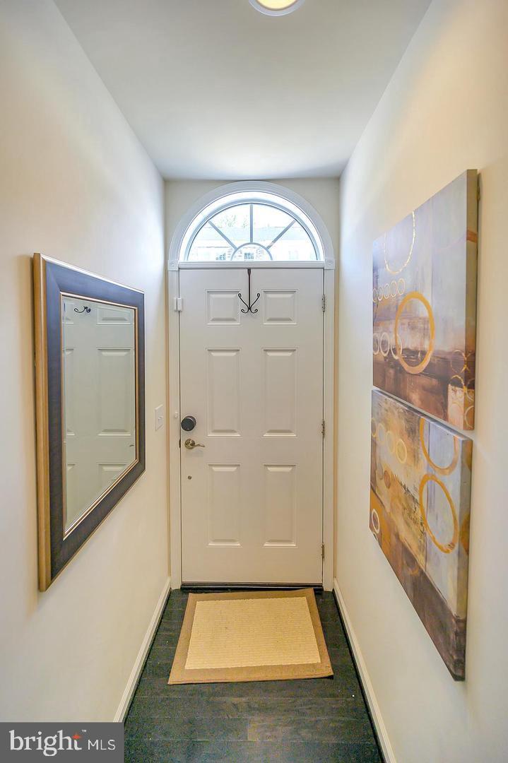 COWAN CROSSING - Residential Lease