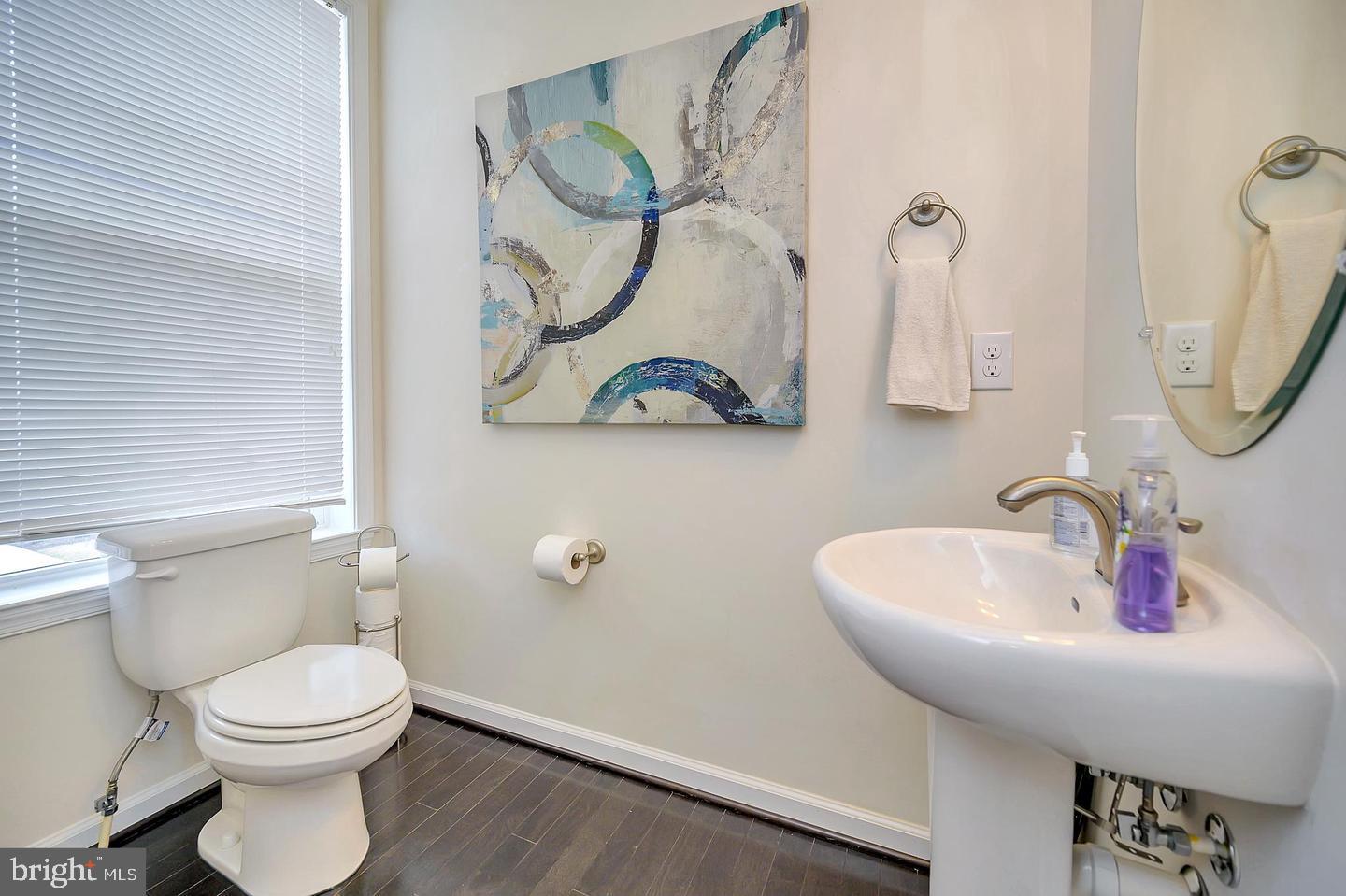 COWAN CROSSING - Residential Lease