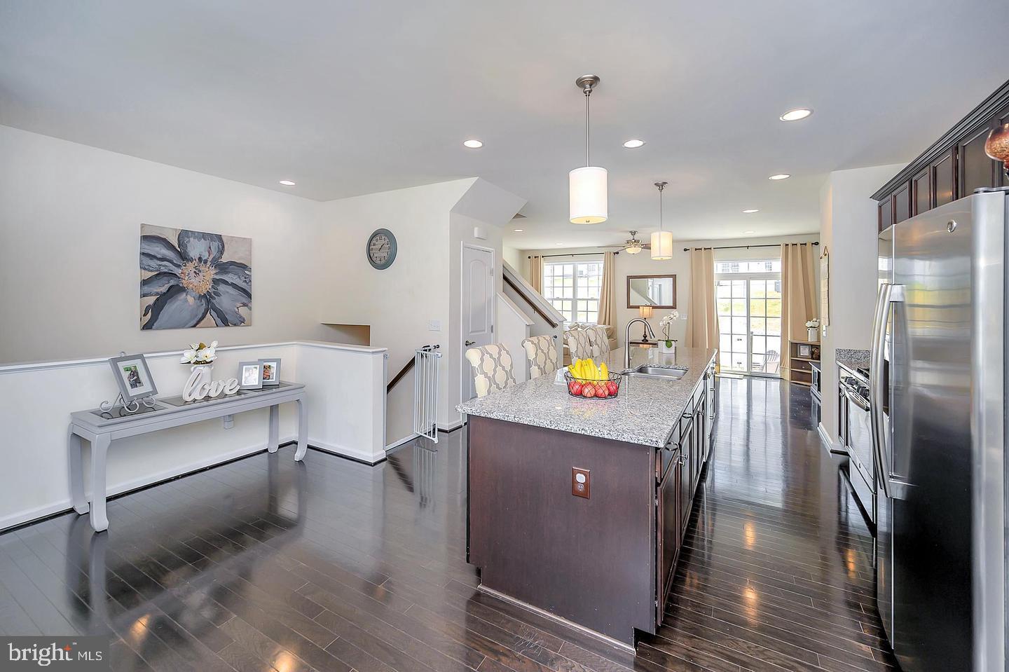 COWAN CROSSING - Residential Lease