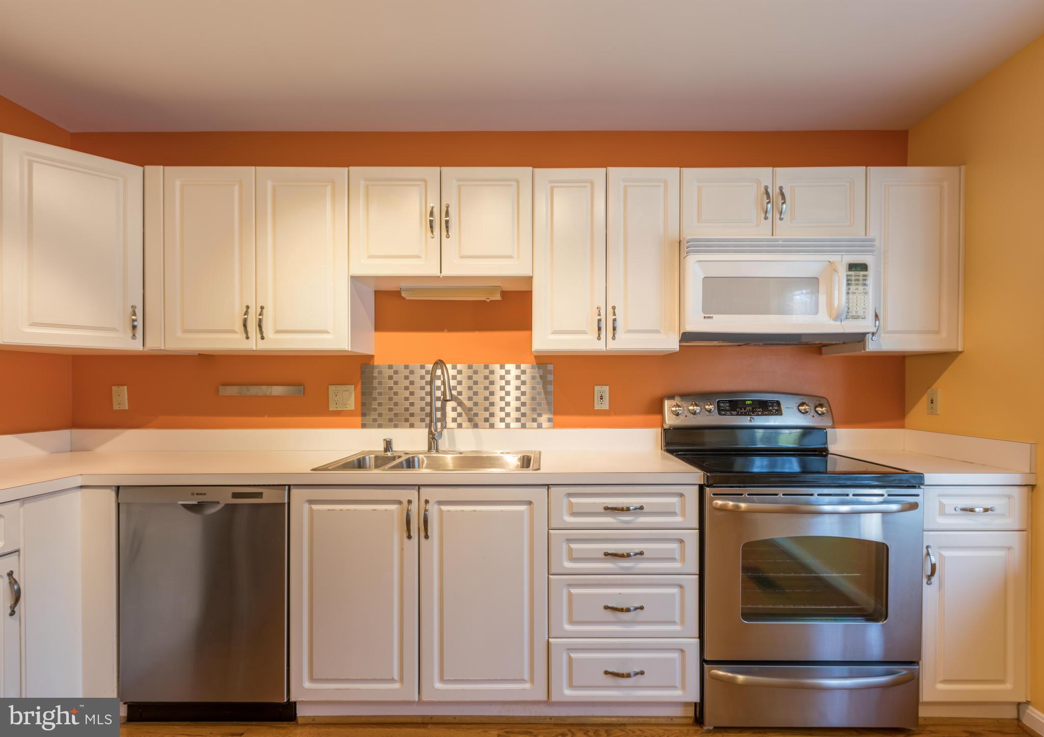 LOVETON FARMS - Residential Lease