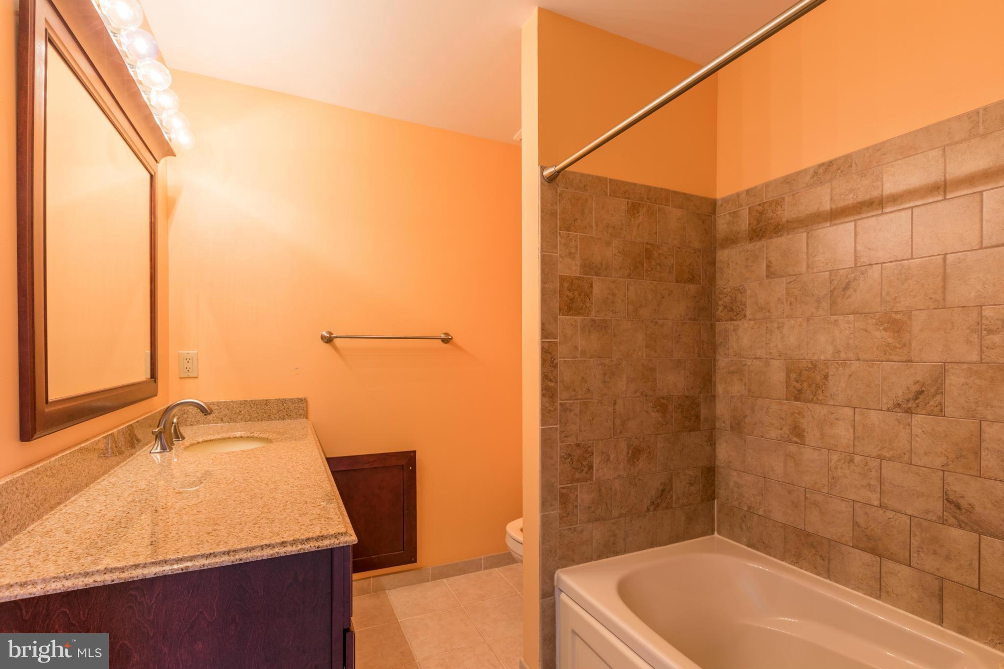 LOVETON FARMS - Residential Lease