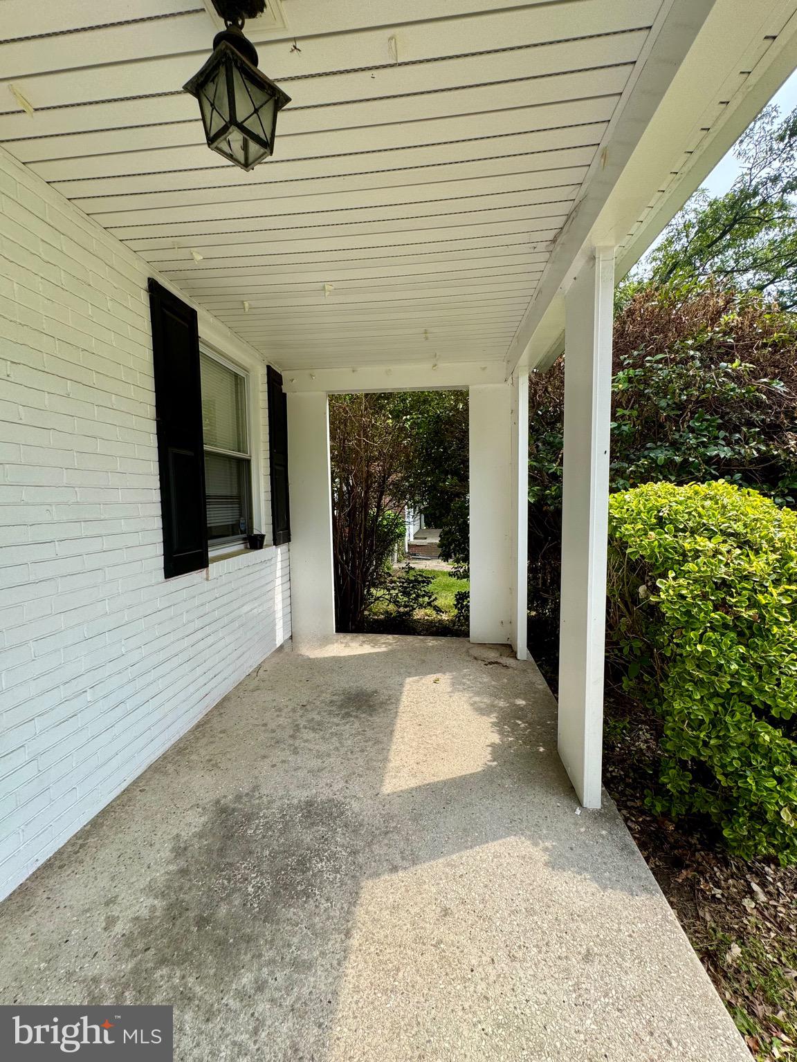 3913 LOCH RAVEN BOULEVARD