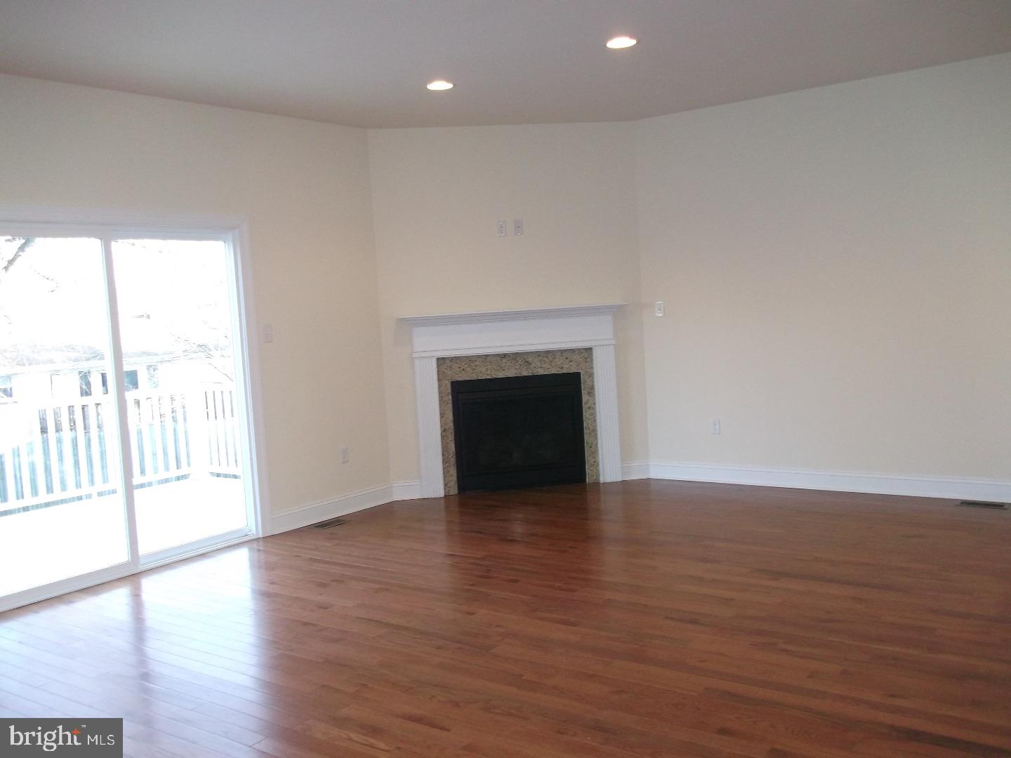 BUSTLETON - Residential