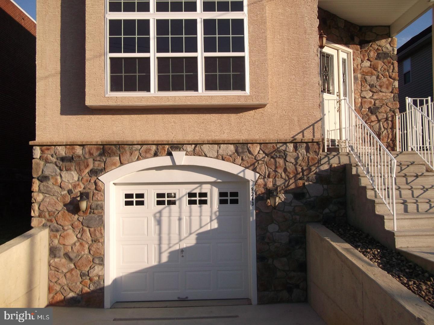 BUSTLETON - Residential