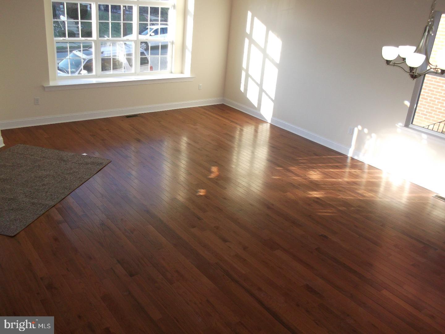 BUSTLETON - Residential