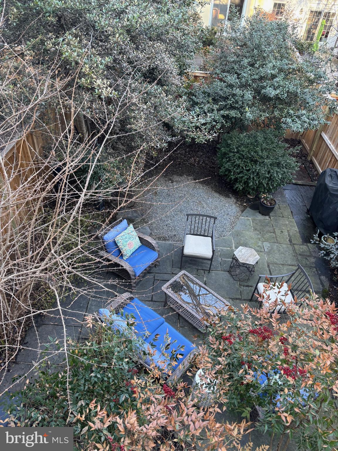 HAMLET PLACE - Residential