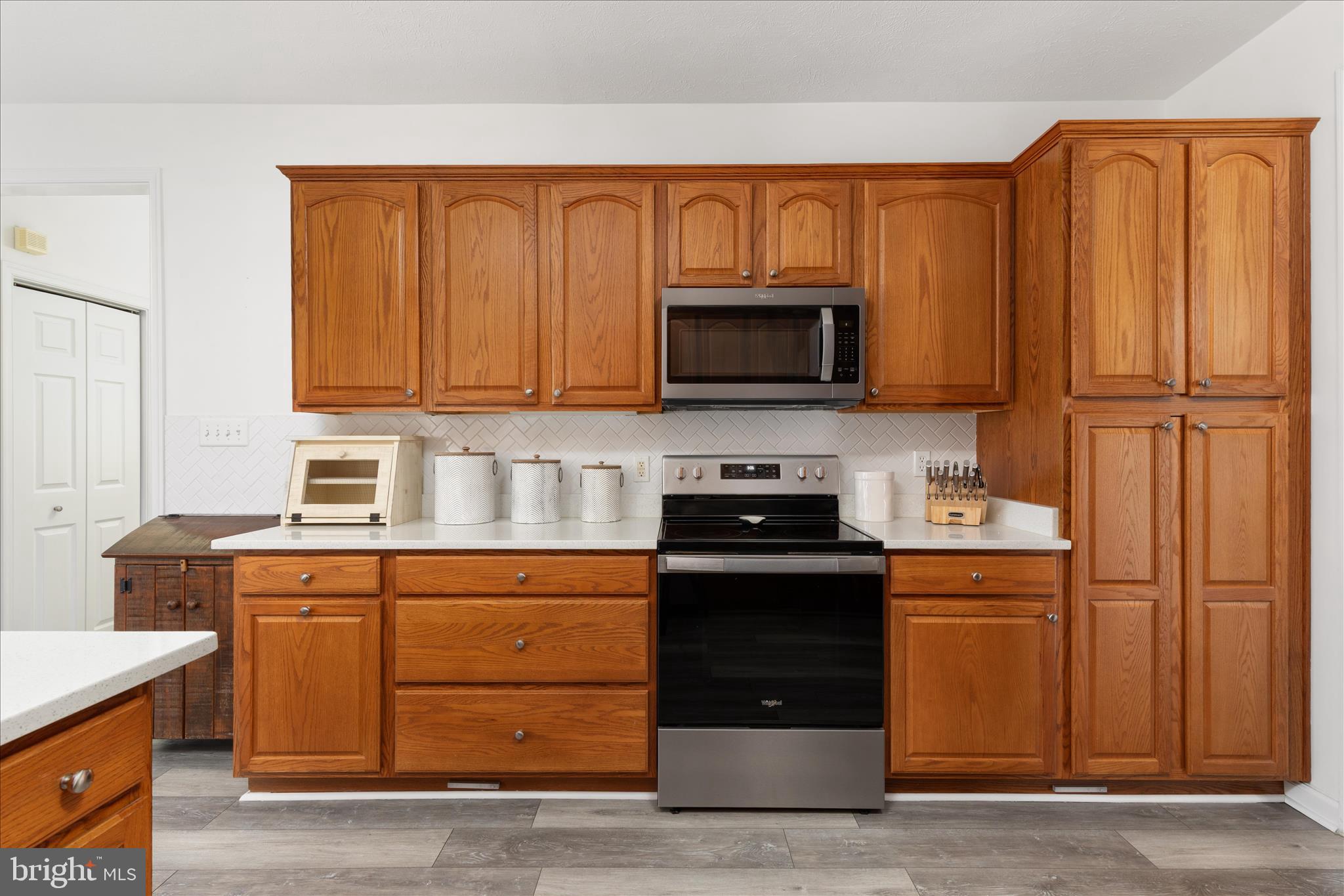 CREEK SIDE WOODS - Residential