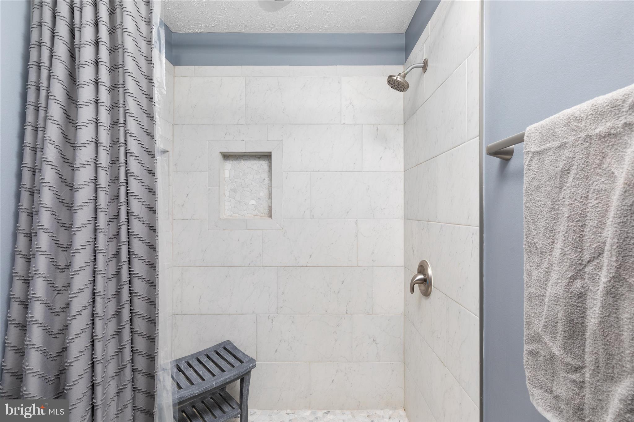 CREEK SIDE WOODS - Residential