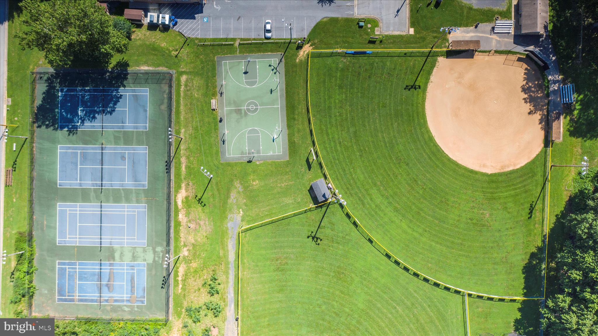 CREEK SIDE WOODS - Residential