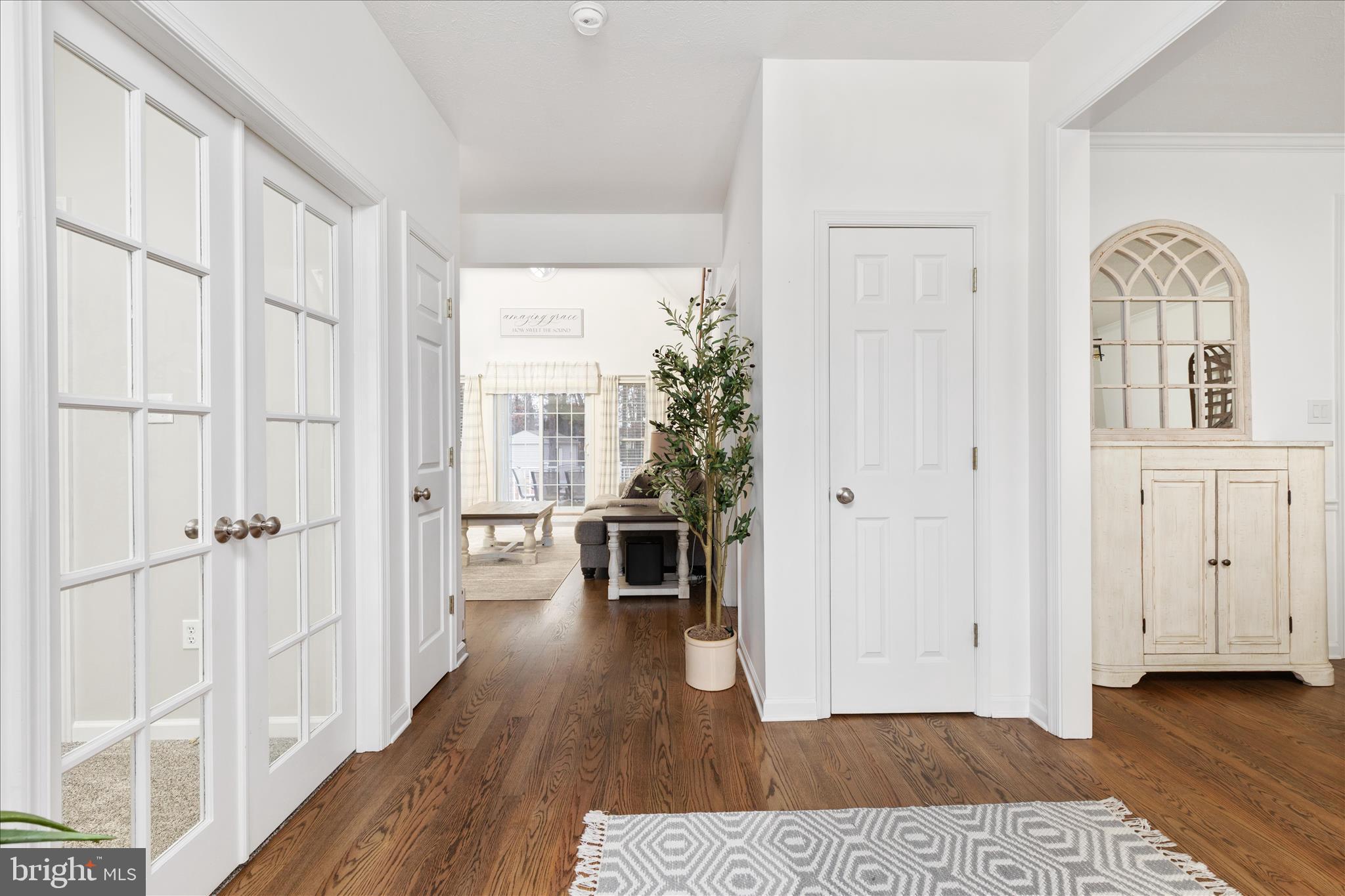 CREEK SIDE WOODS - Residential