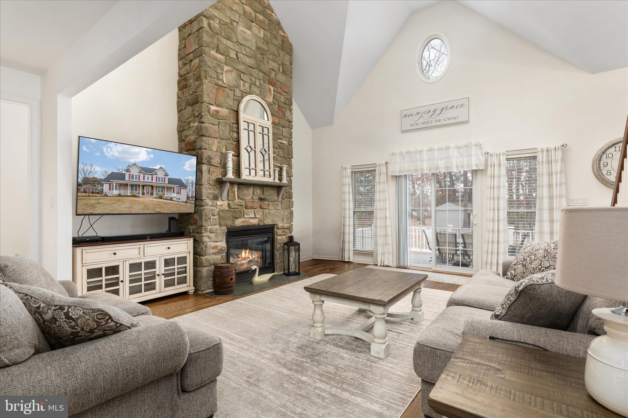 CREEK SIDE WOODS - Residential